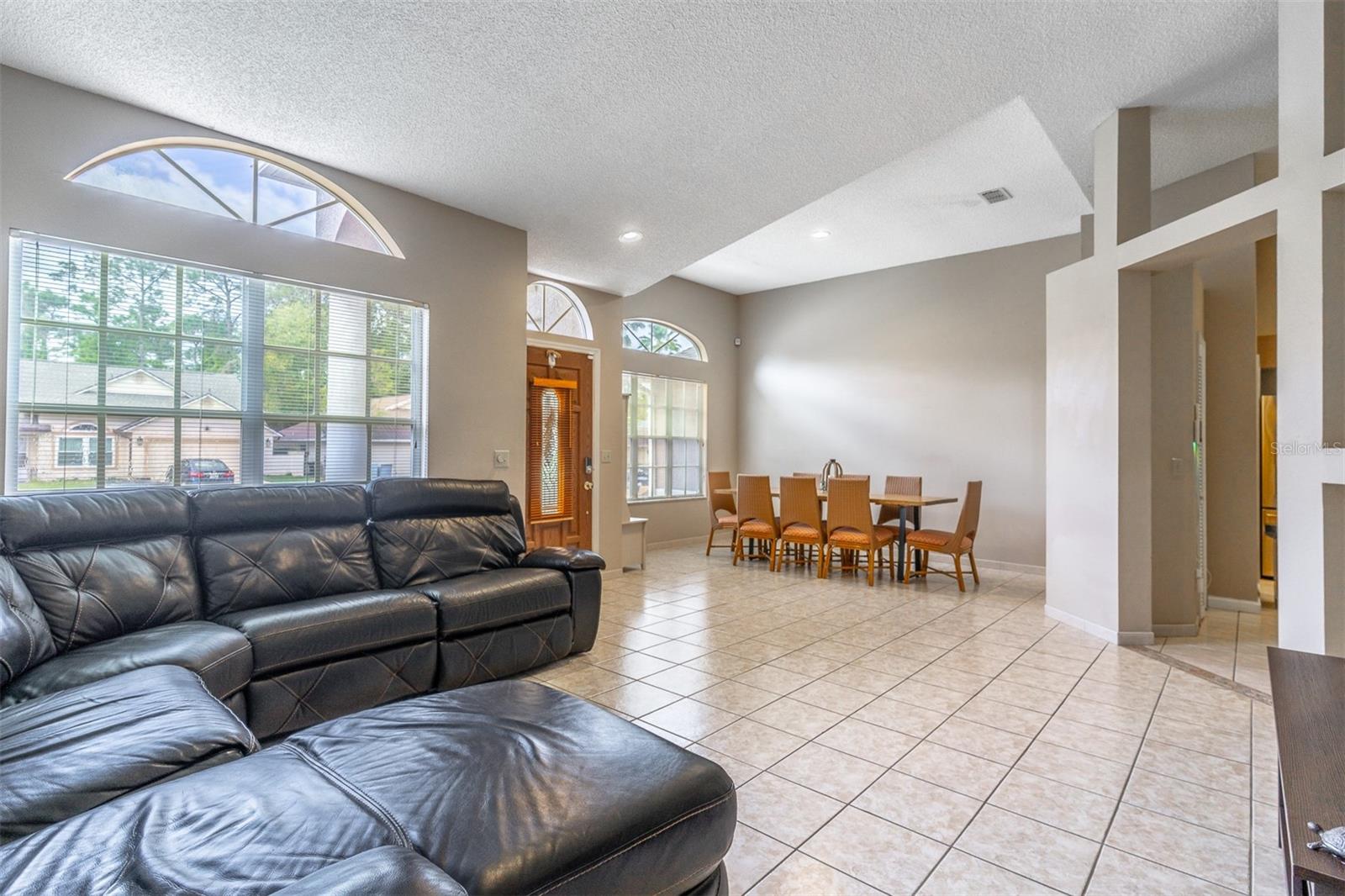 Image 6 of 42 For 11145 Cypress Leaf Drive