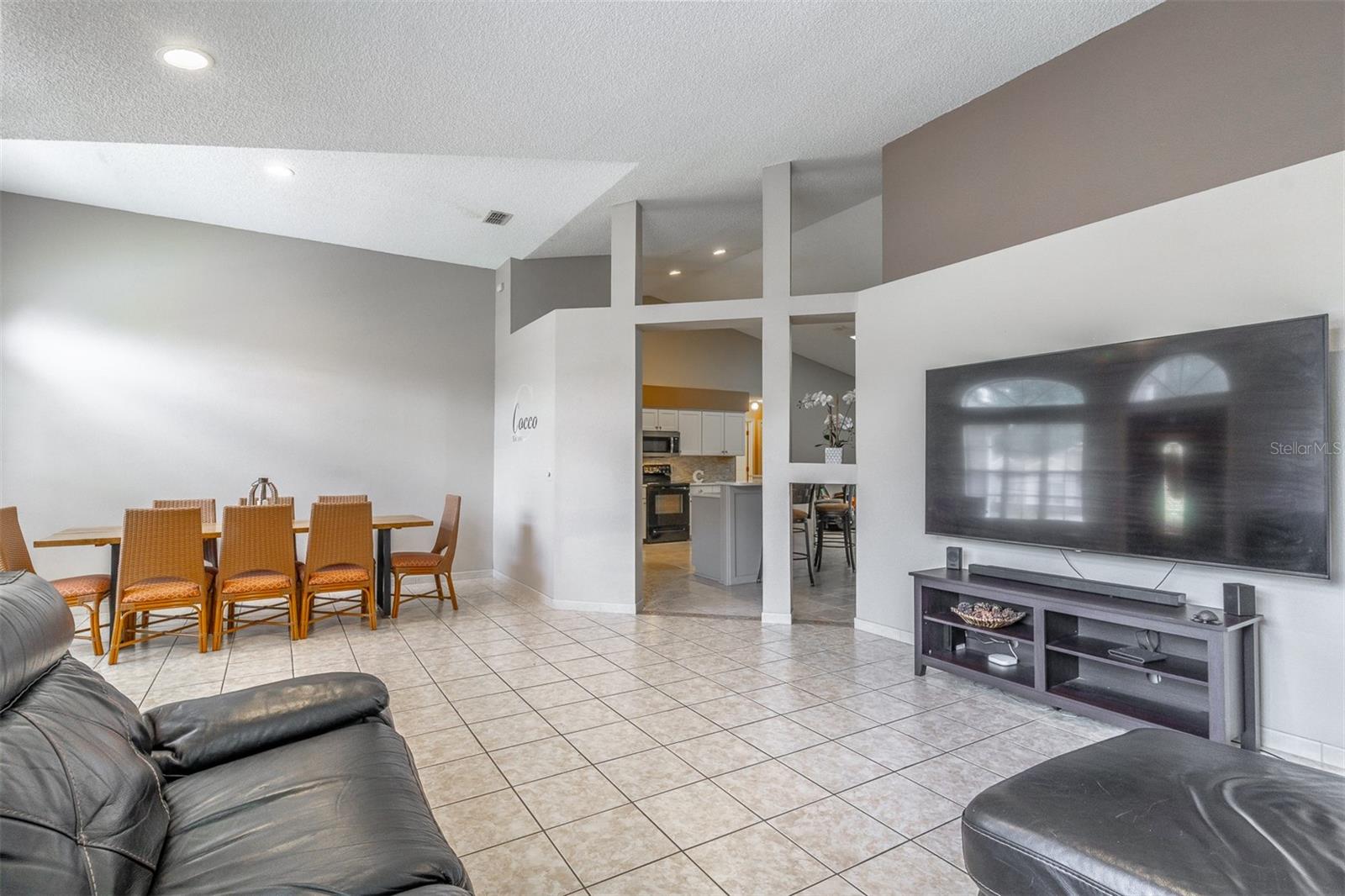 Image 7 of 42 For 11145 Cypress Leaf Drive