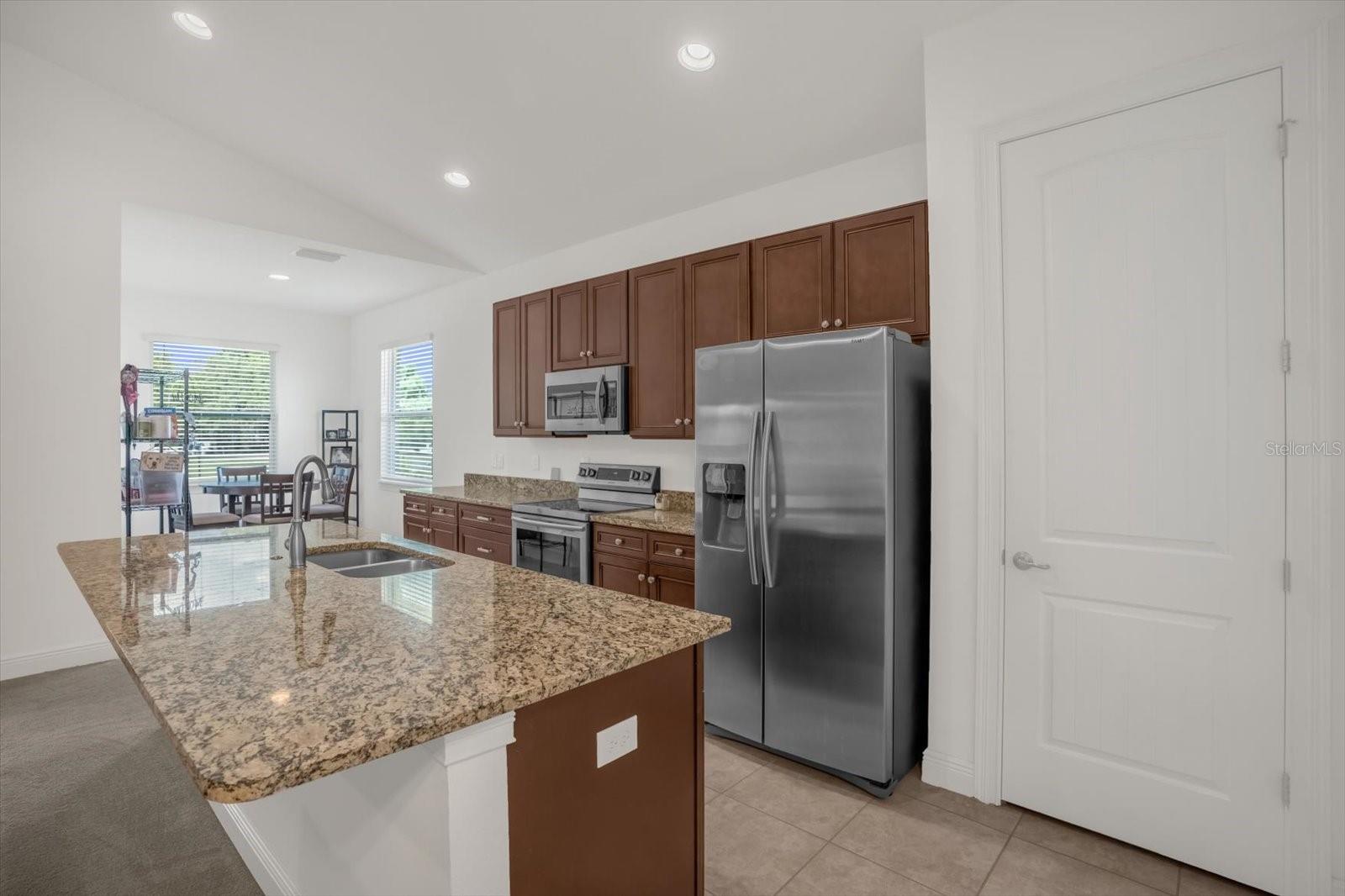 Image 10 of 28 For 699 Dixie Drive