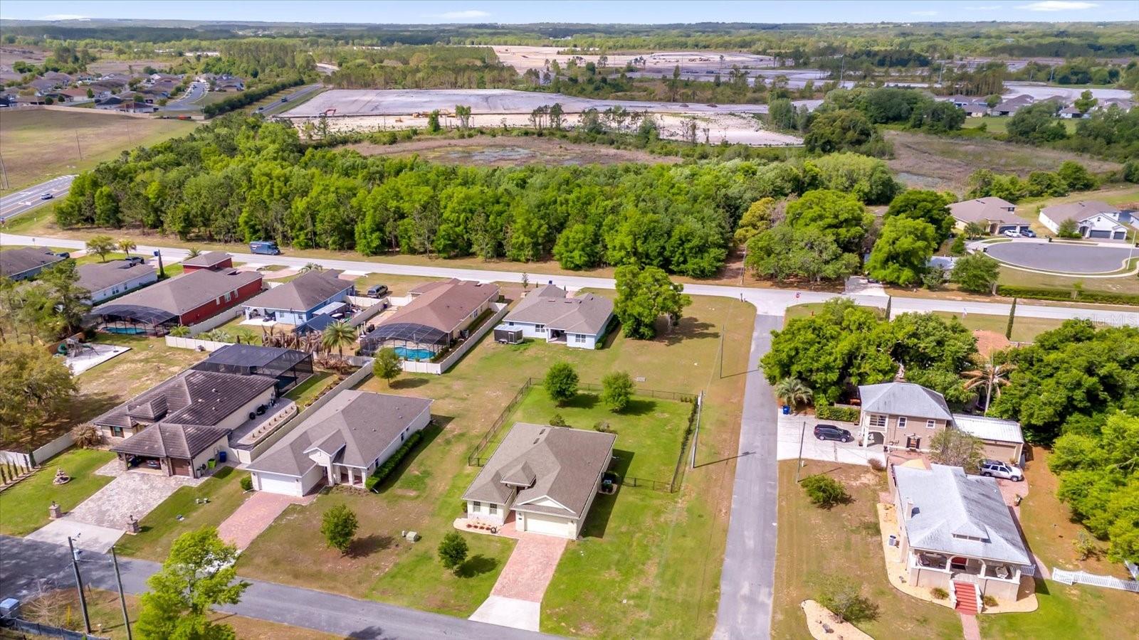 Image 2 of 28 For 699 Dixie Drive