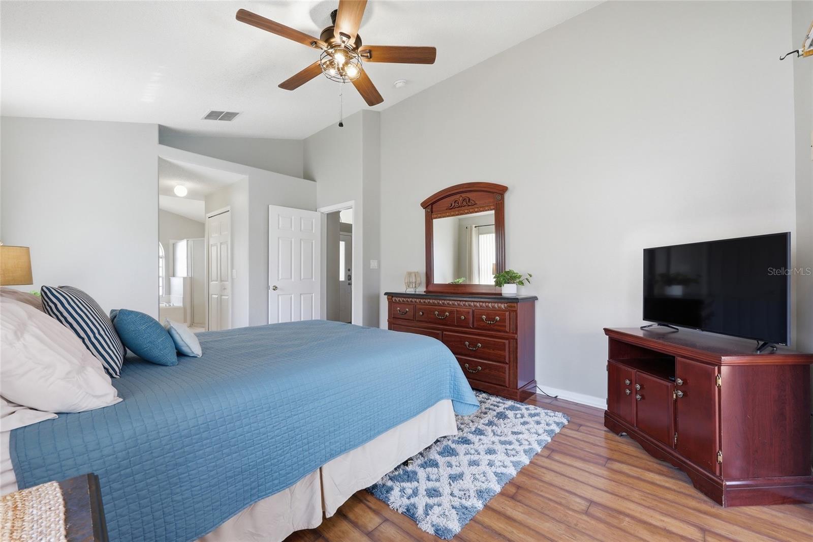 Image 29 of 51 For 3016 Samosa Hill Circle