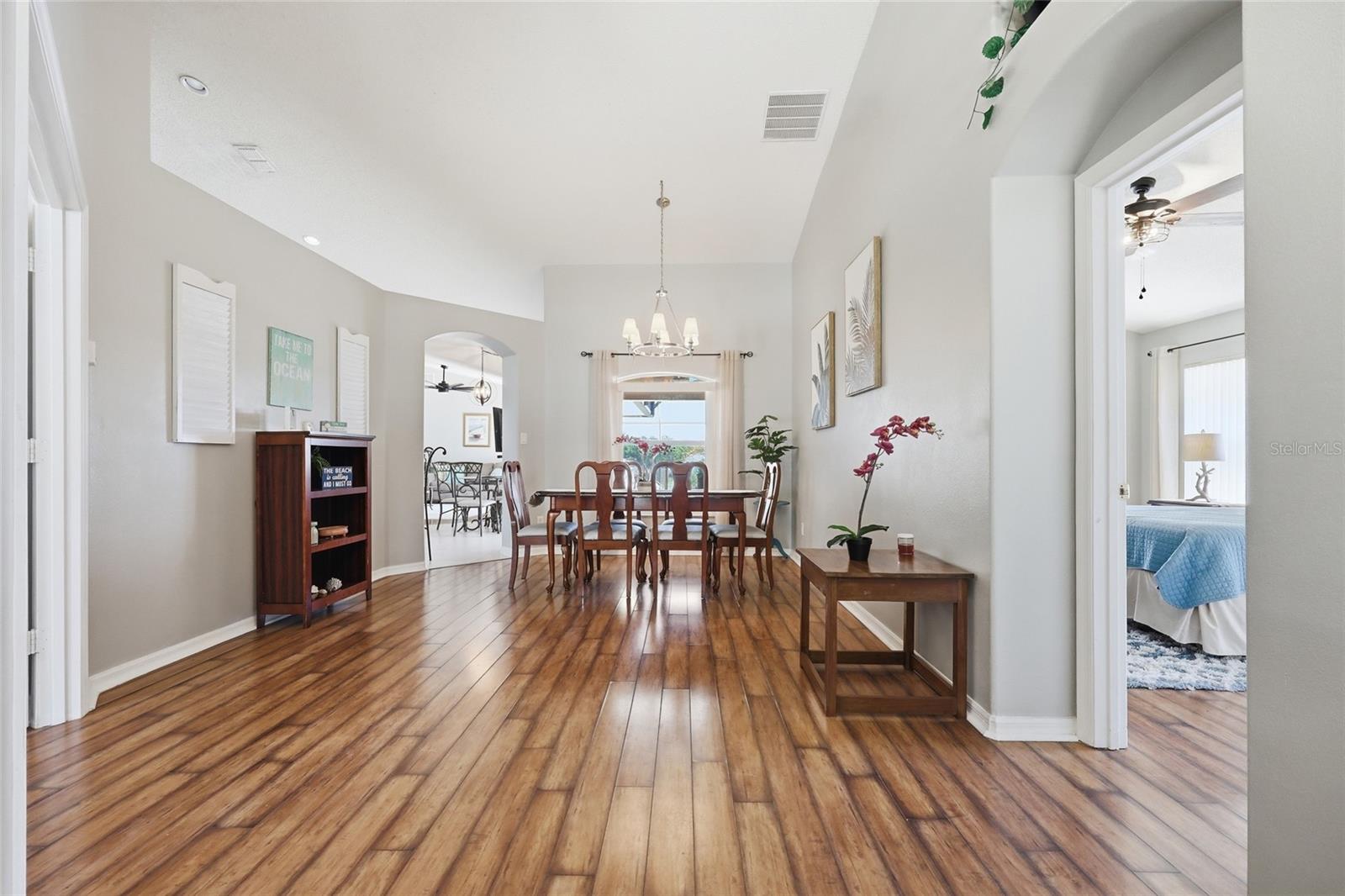 Image 8 of 51 For 3016 Samosa Hill Circle