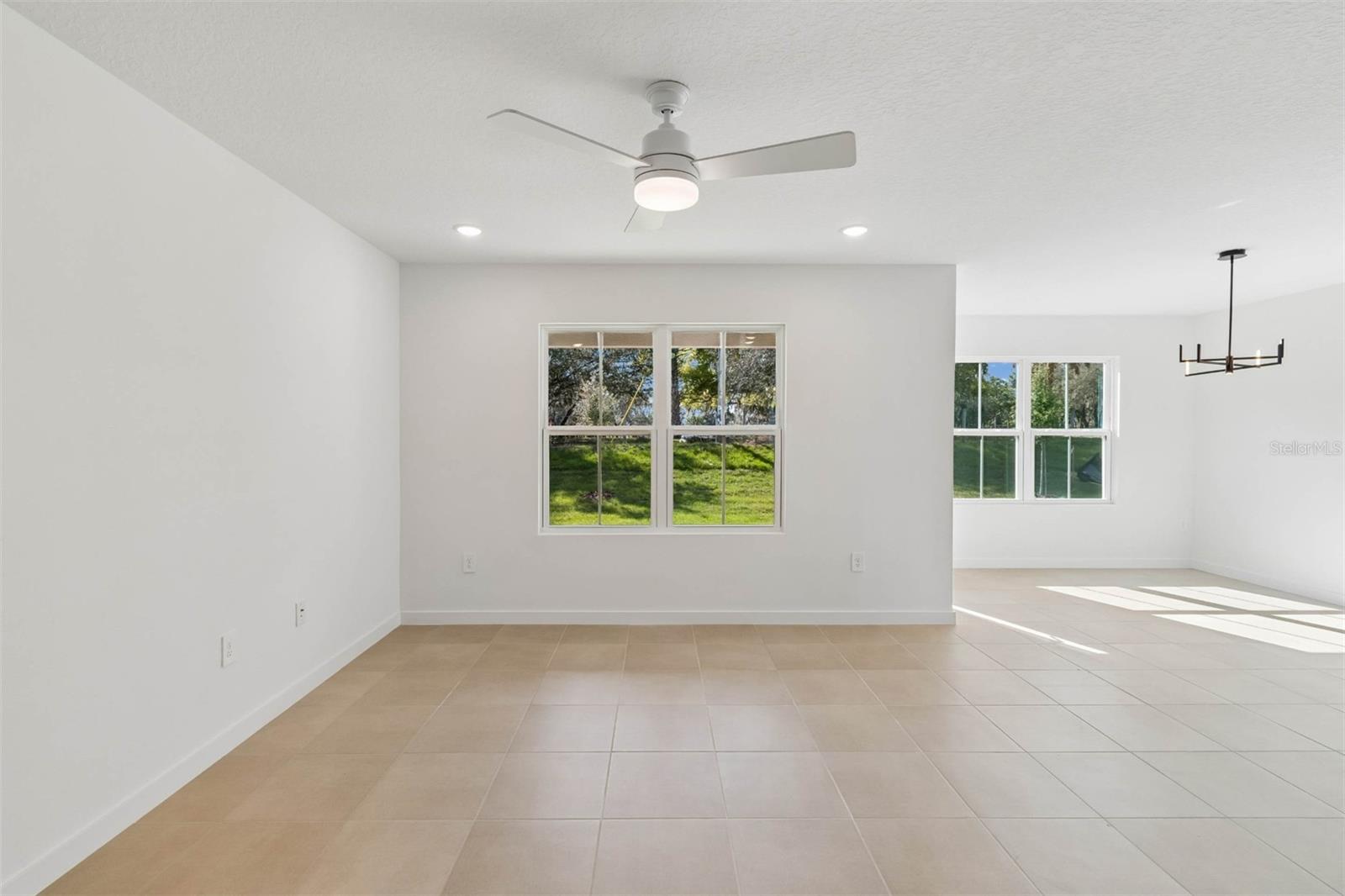 Image 15 of 30 For 3126 Rein Avenue 32