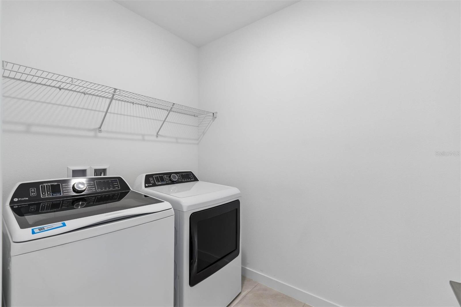 Image 23 of 30 For 3126 Rein Avenue 32