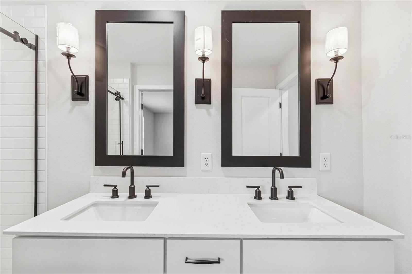 Image 16 of 30 For 3390 Withers Way 65