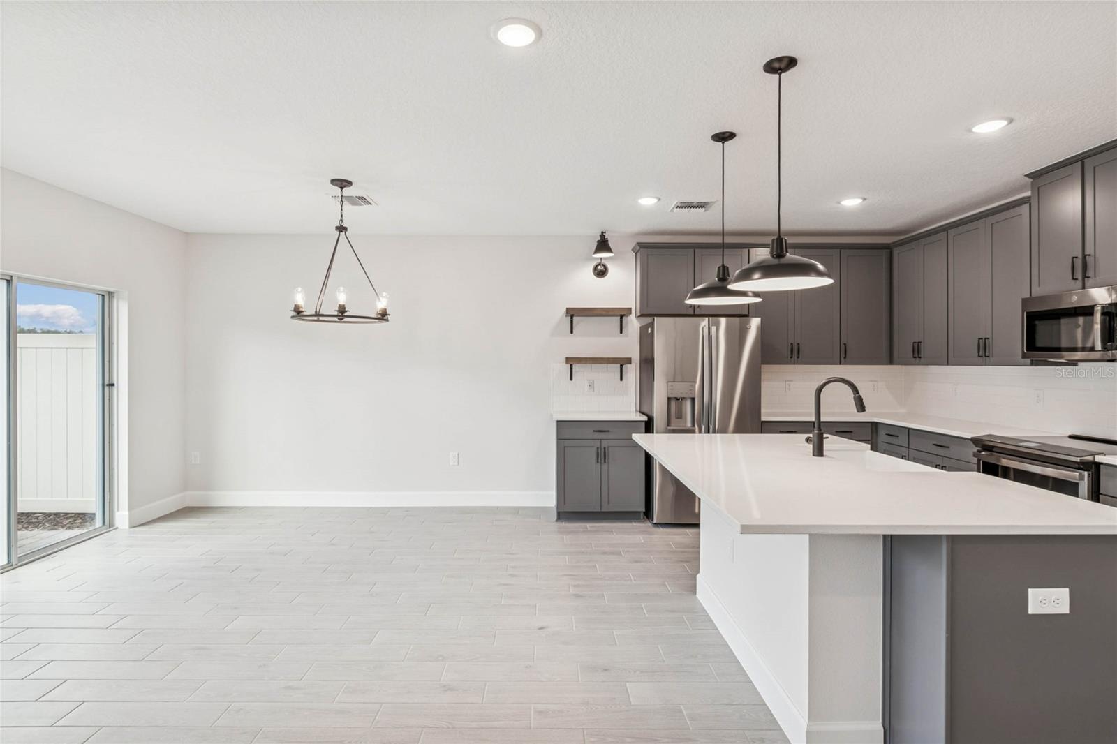 Image 21 of 30 For 3390 Withers Way 65