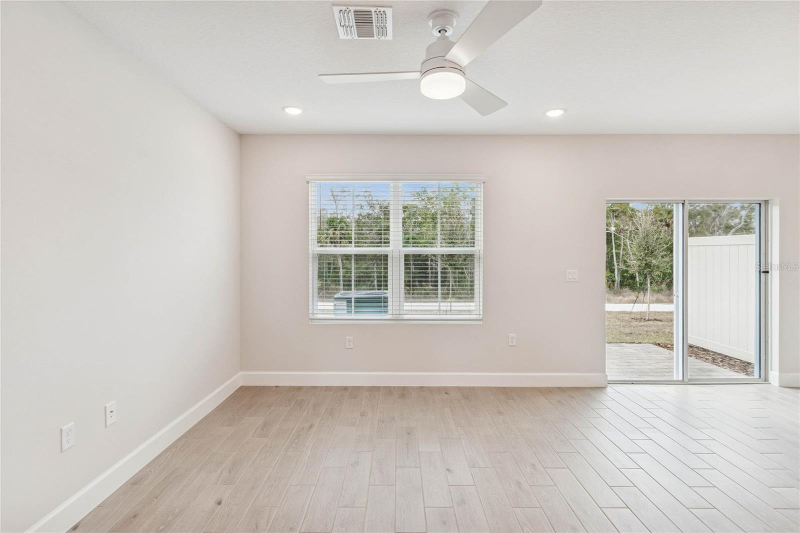 Image 25 of 30 For 3390 Withers Way 65