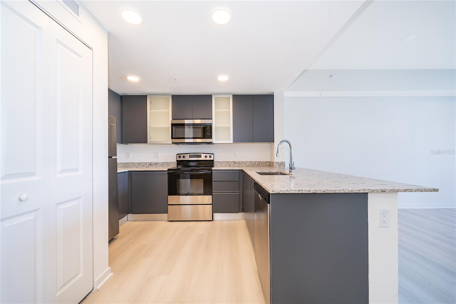 Image 4 of 22 For 5579 Millenia Park Boulevard 219