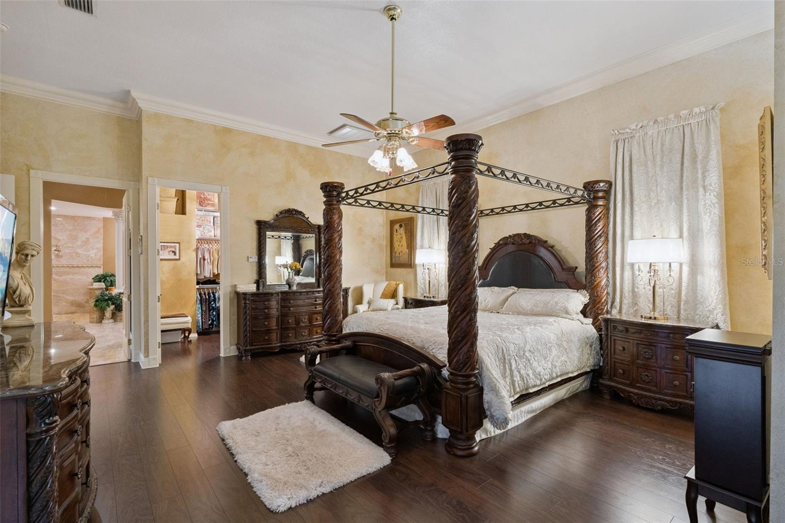 Listing photo id 10 for 1714 Cheryl Lane