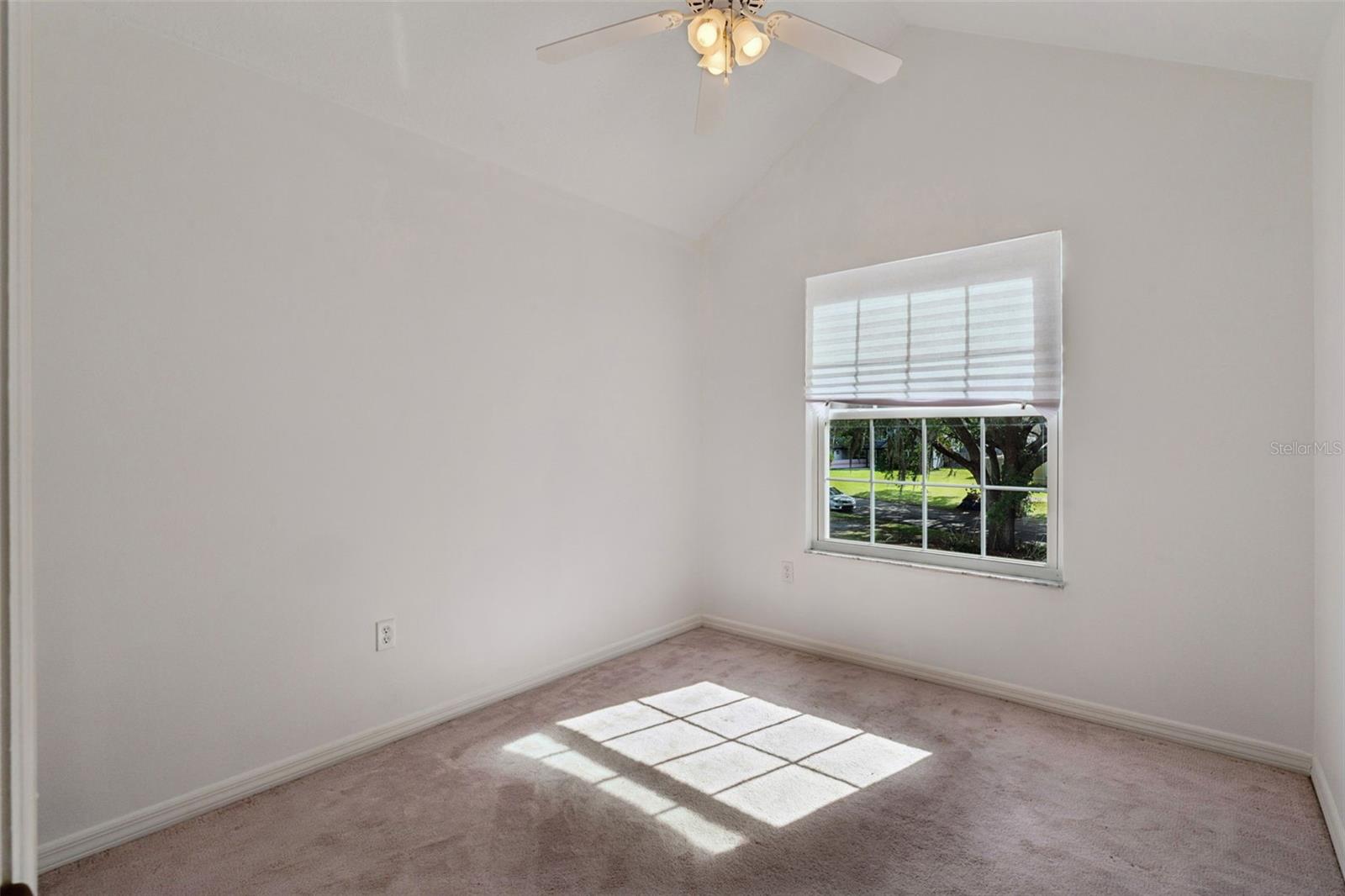 Listing photo id 18 for 1714 Cheryl Lane