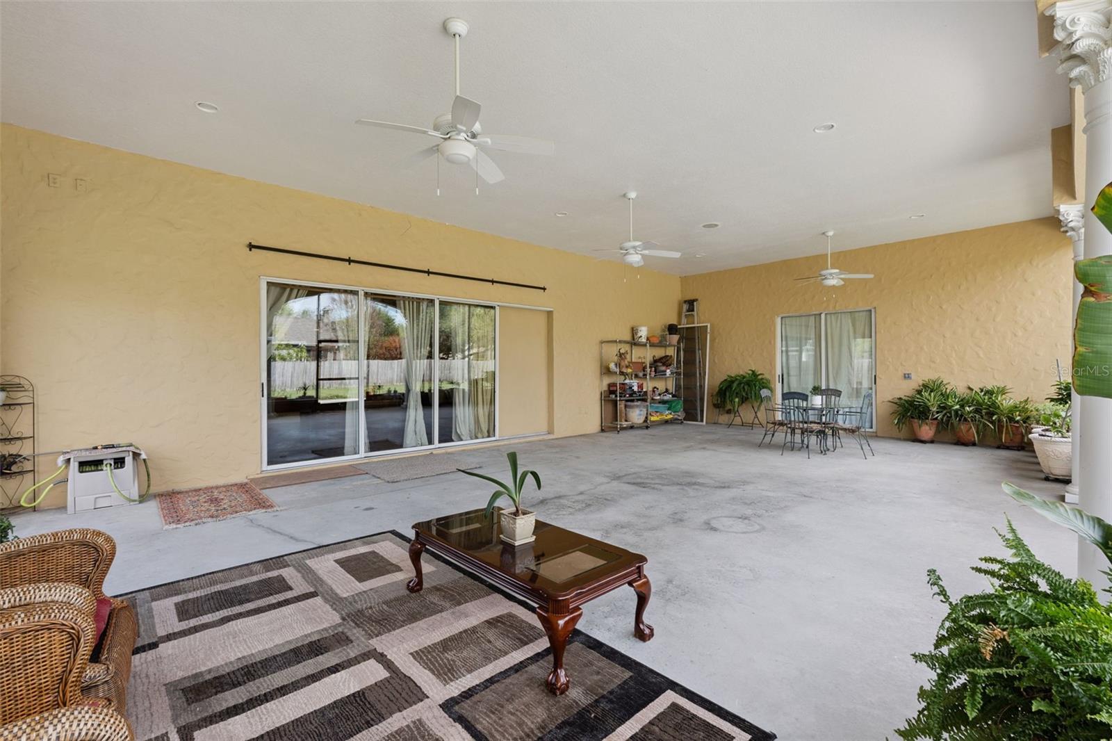 Listing photo id 25 for 1714 Cheryl Lane