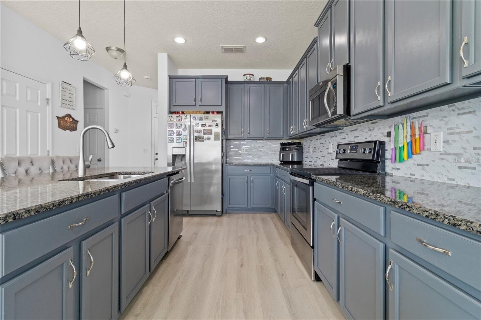 Image 11 of 43 For 2525 Amati Drive