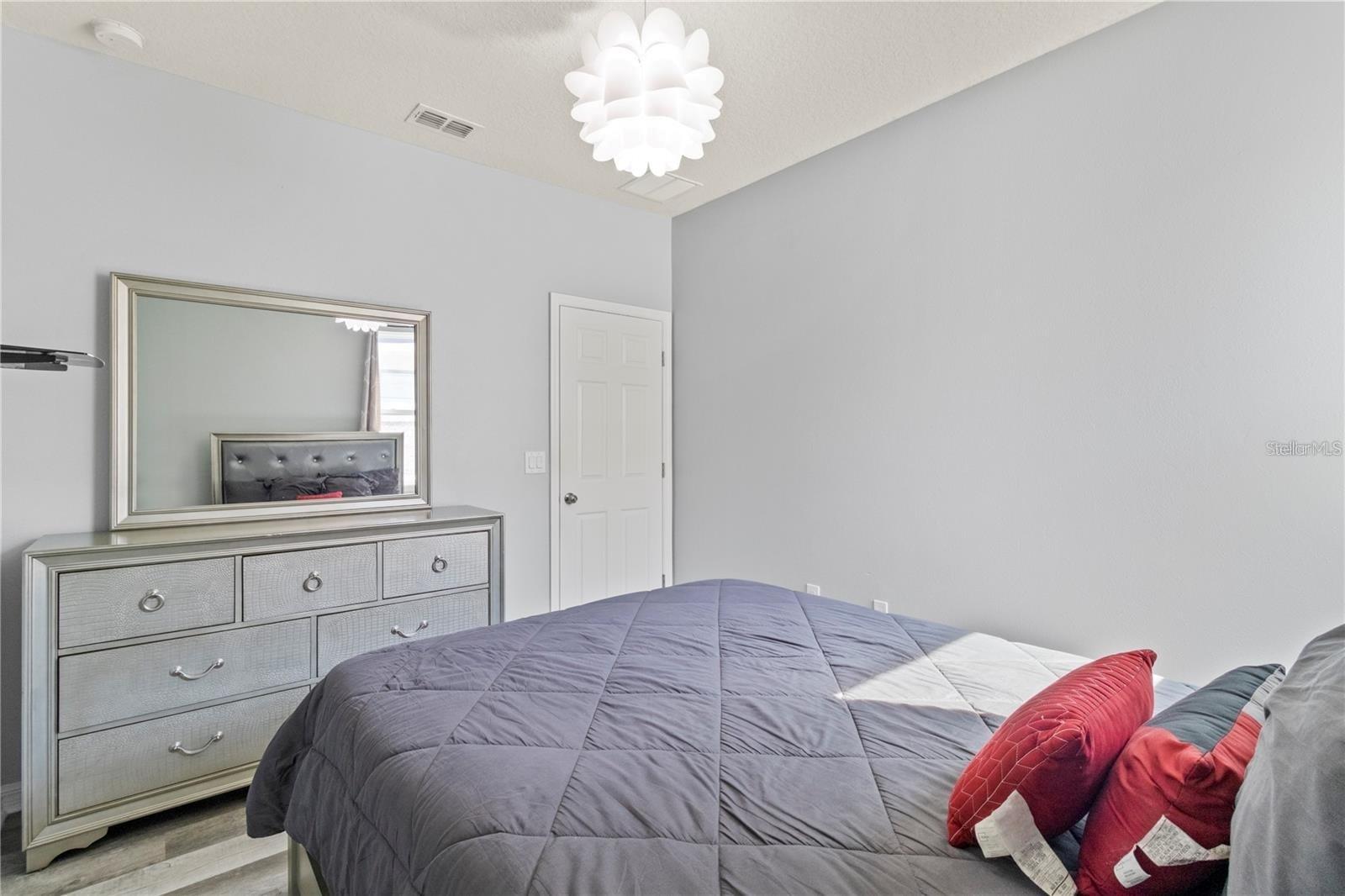 Image 23 of 43 For 2525 Amati Drive