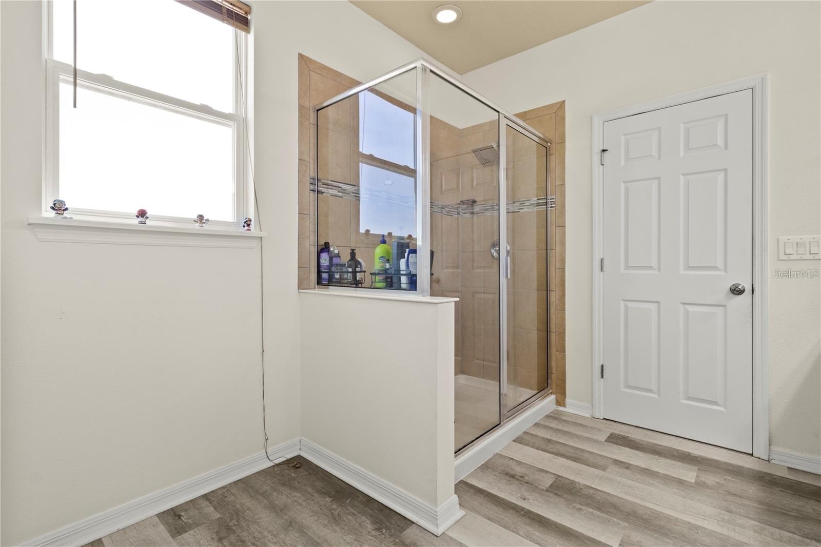 Image 34 of 43 For 2525 Amati Drive