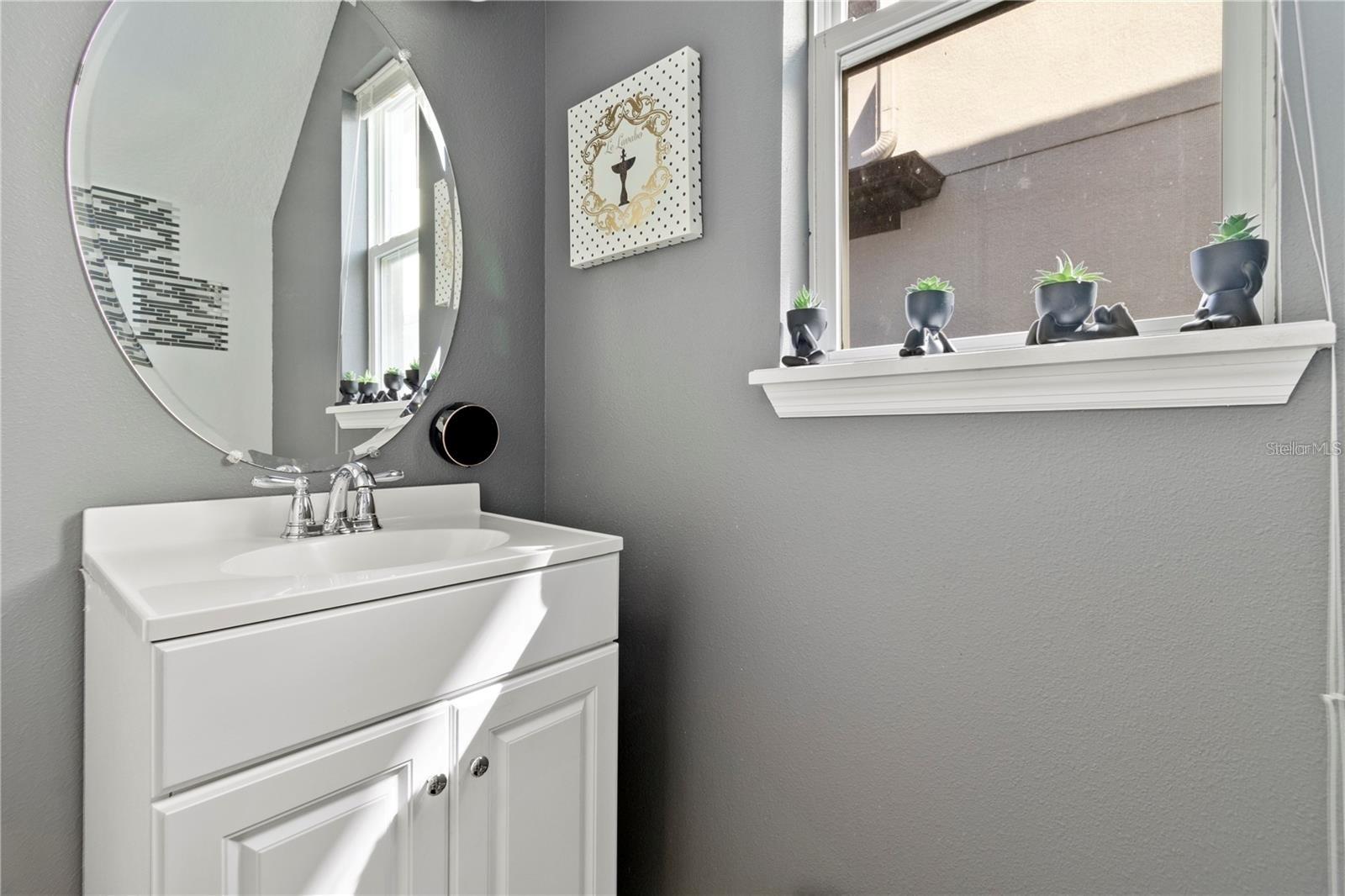 Image 9 of 43 For 2525 Amati Drive