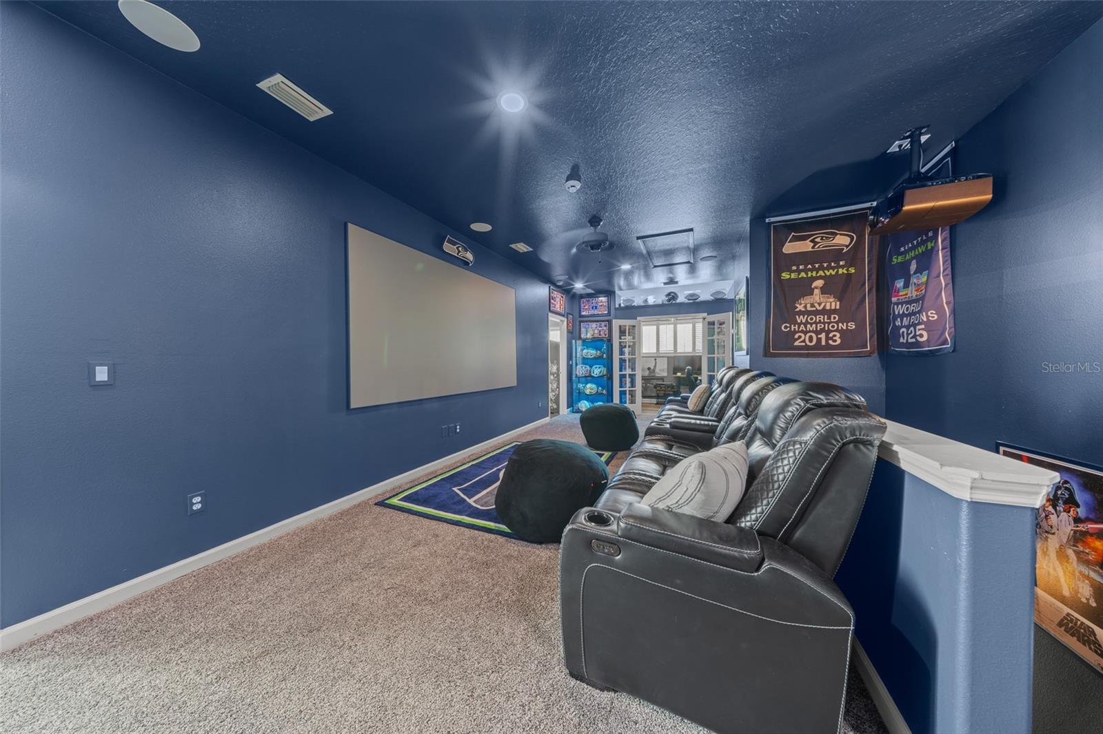 Image 19 of 34 For 440 Lake Lenelle Drive