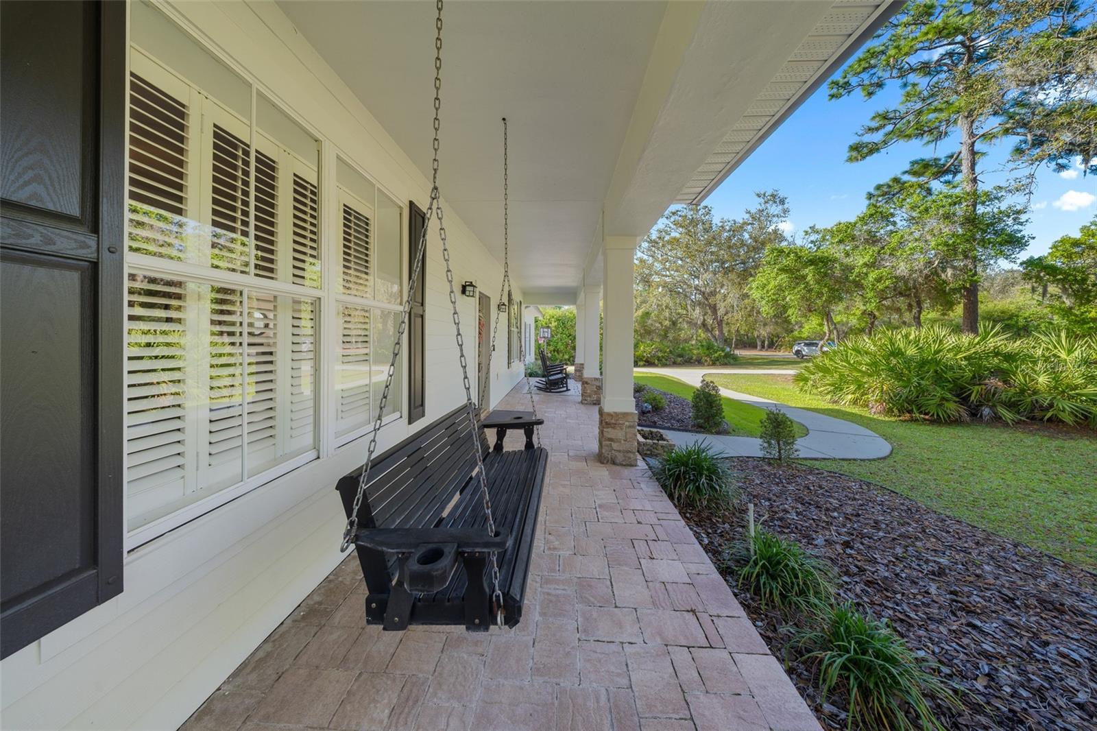 Image 6 of 34 For 440 Lake Lenelle Drive