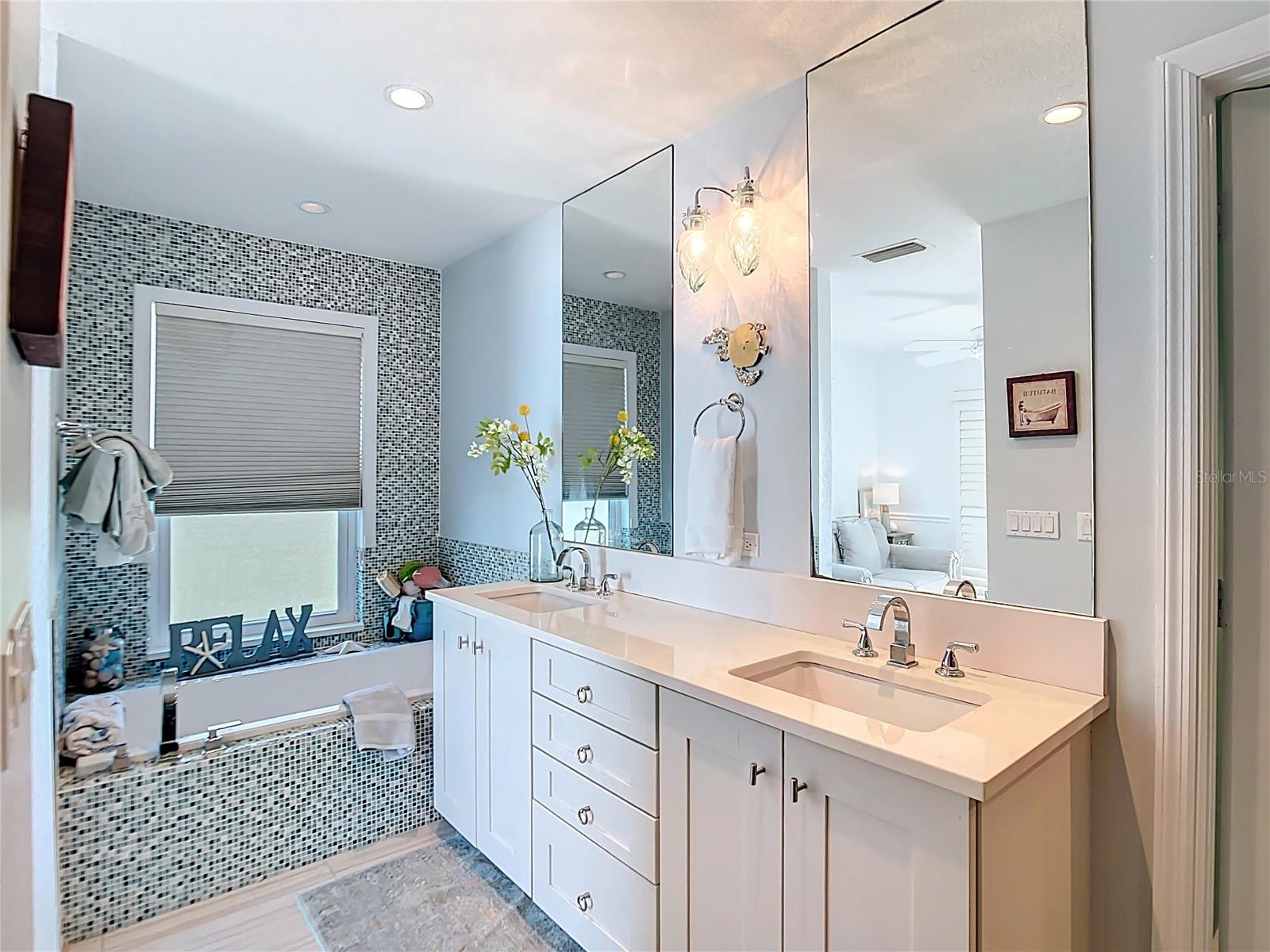 Image 36 of 56 For 8400 Manasota Key Road