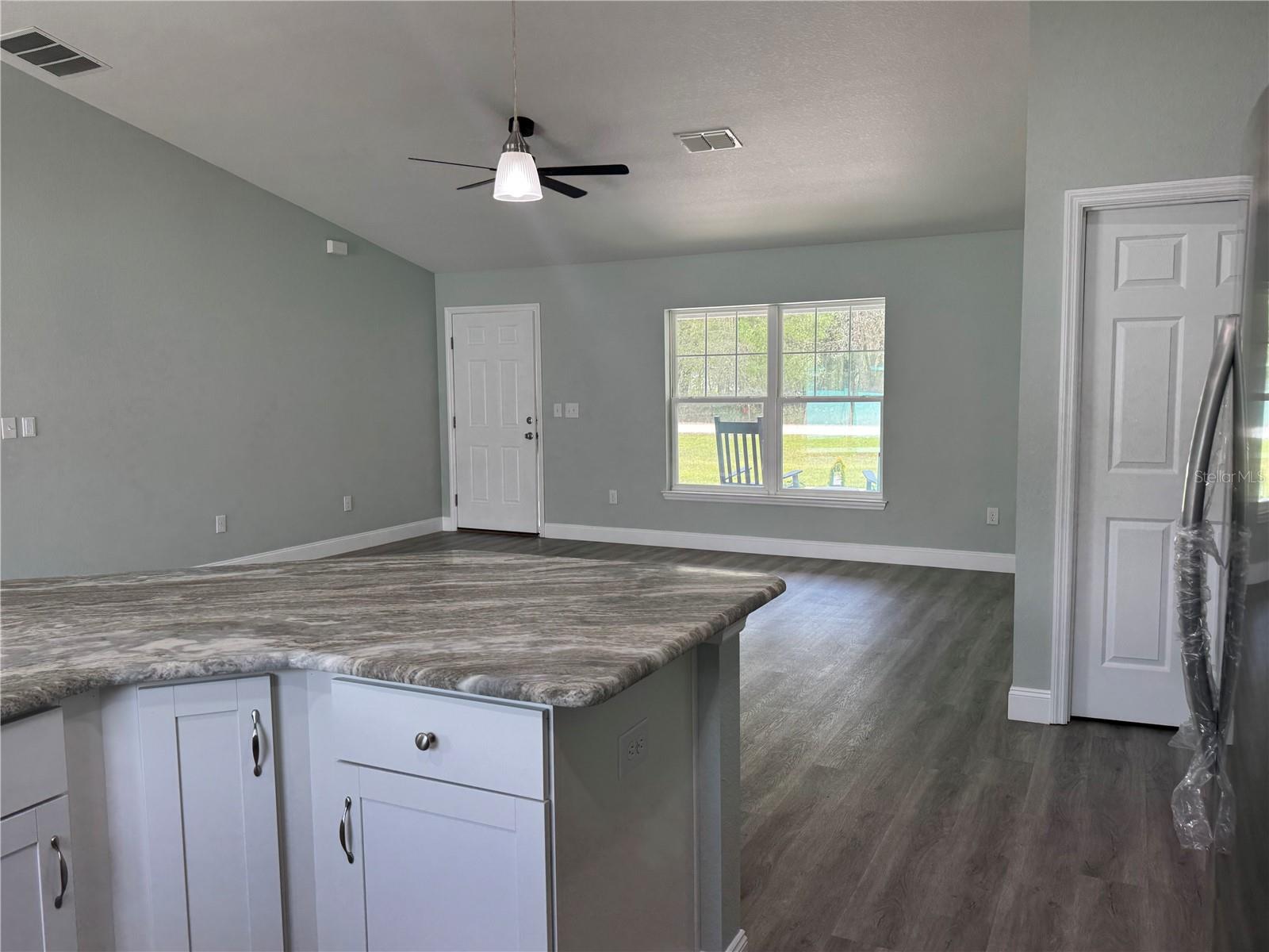 Image 4 of 37 For 13373 111th Lane