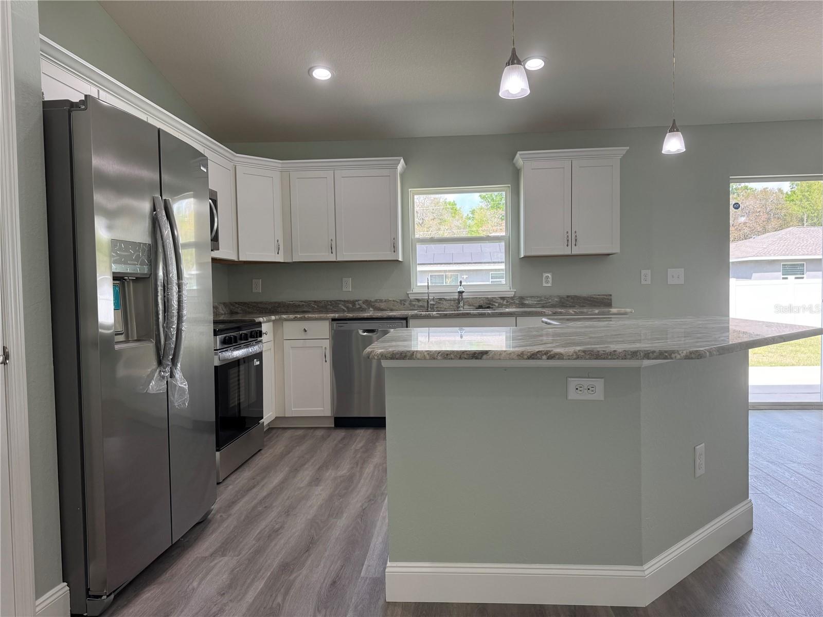 Image 5 of 37 For 13373 111th Lane