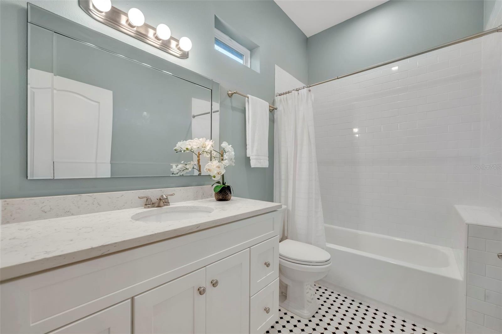 Image 23 of 34 For 613 Bonita Road