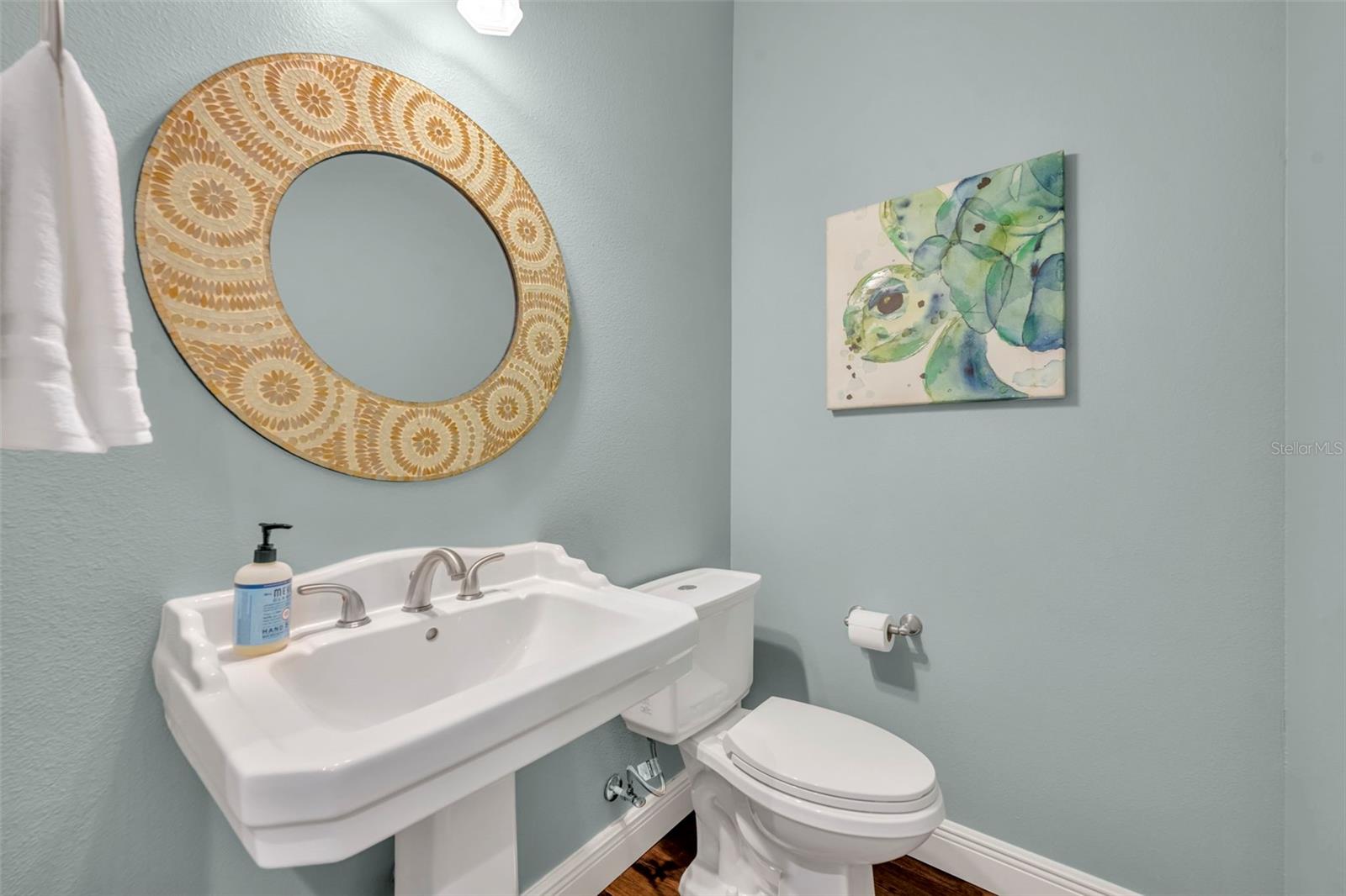 Image 25 of 34 For 613 Bonita Road