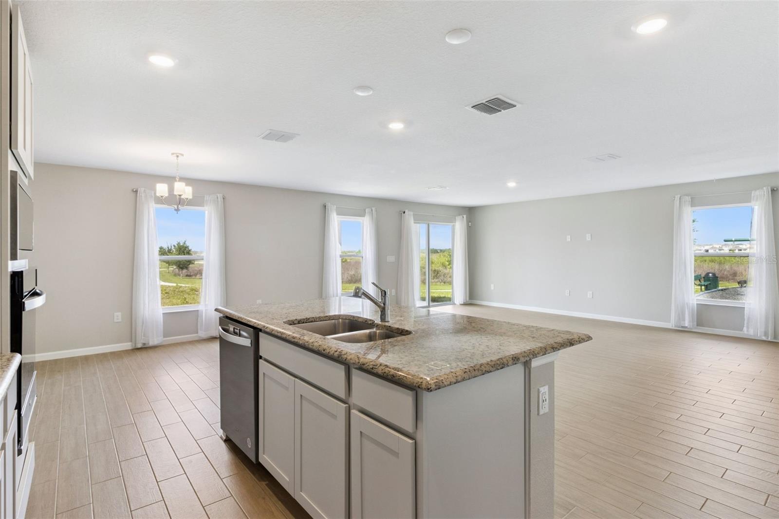 Image 13 of 89 For 5580 Maddie Drive