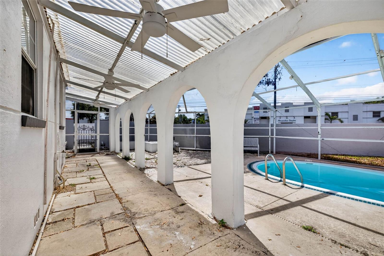 Image 39 of 67 For 3620 Tampa Circle