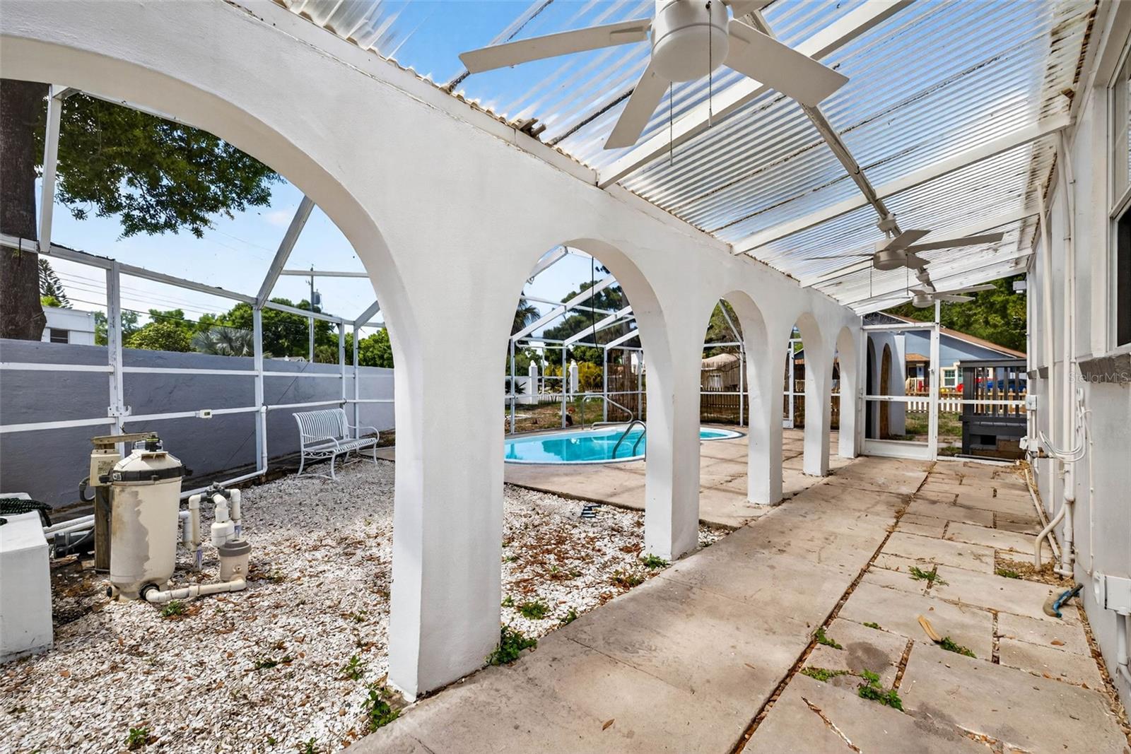 Image 40 of 67 For 3620 Tampa Circle