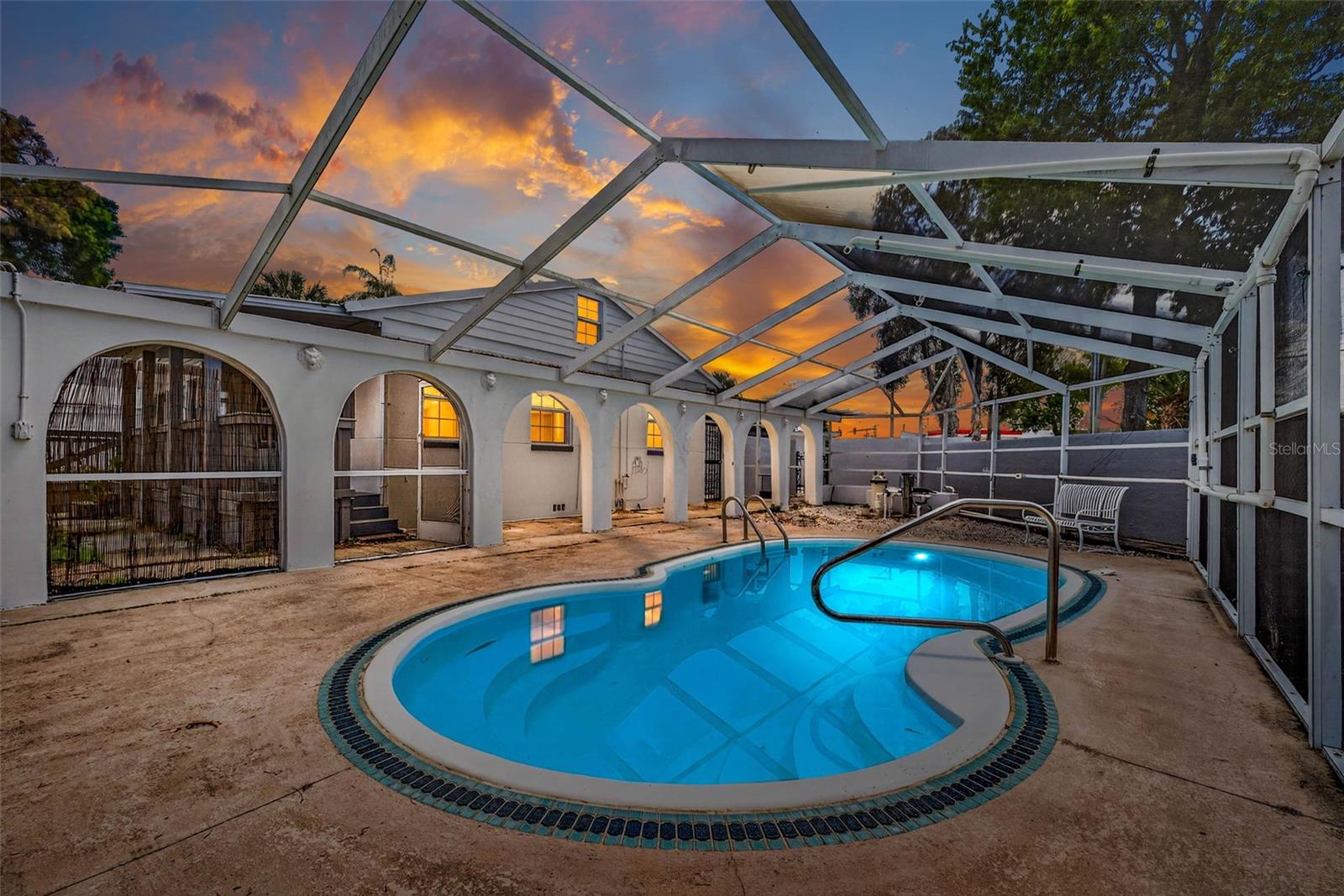 Image 5 of 67 For 3620 Tampa Circle