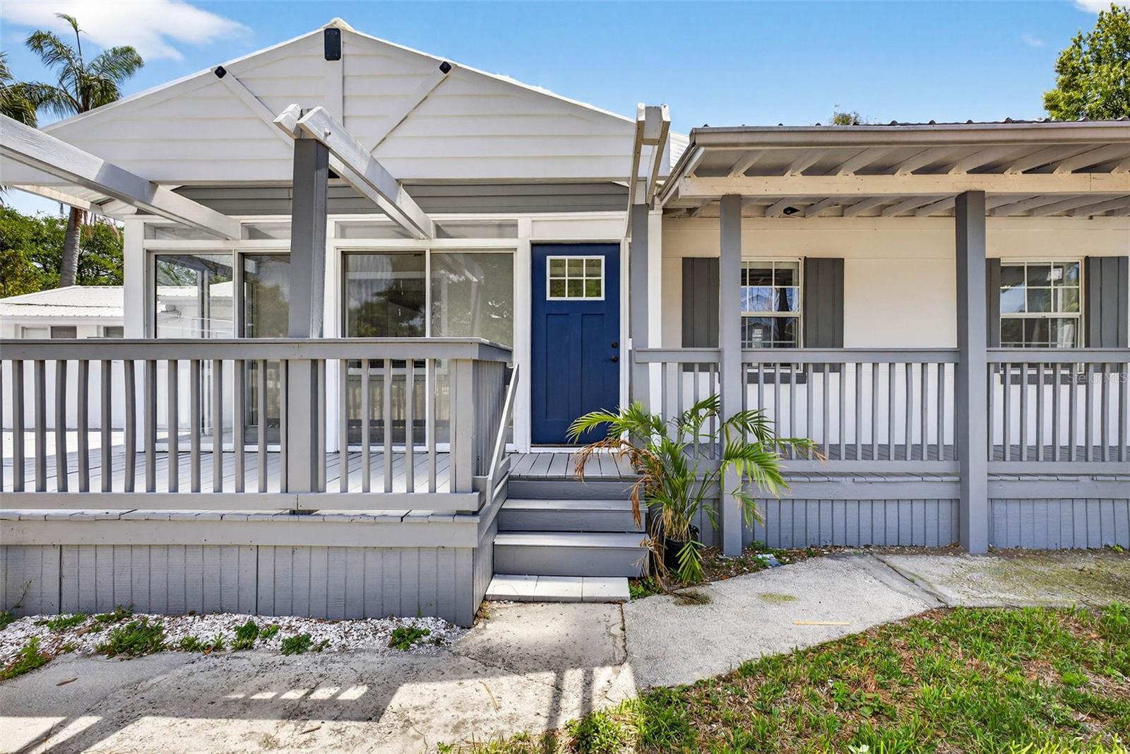 Image 6 of 67 For 3620 Tampa Circle