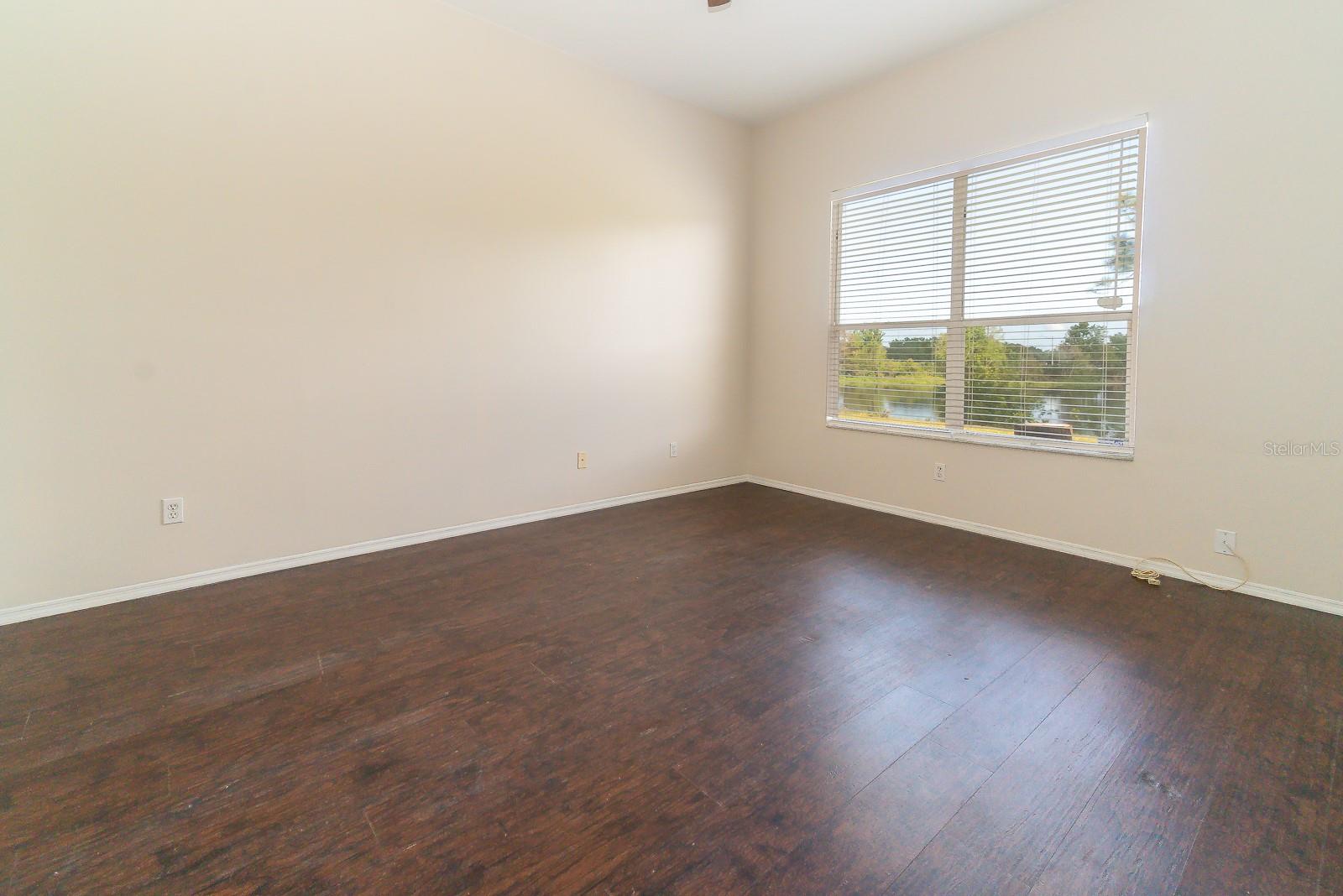 Image 10 of 19 For 535 Tree Shore Drive