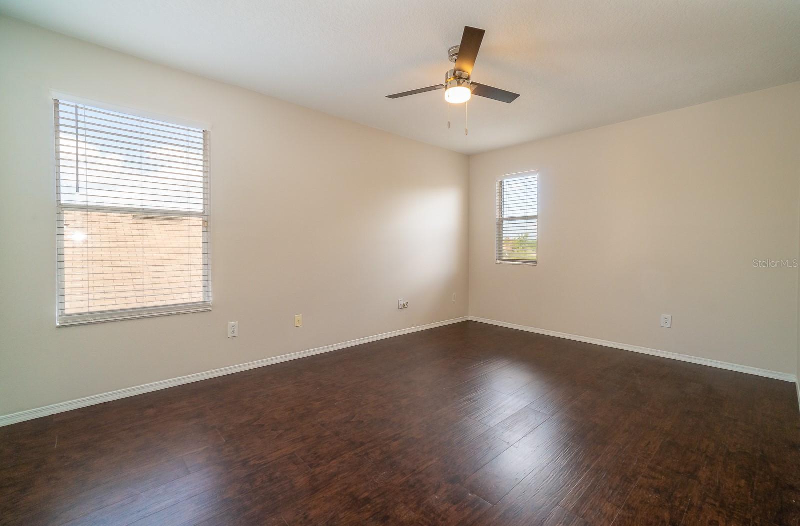 Image 14 of 19 For 535 Tree Shore Drive