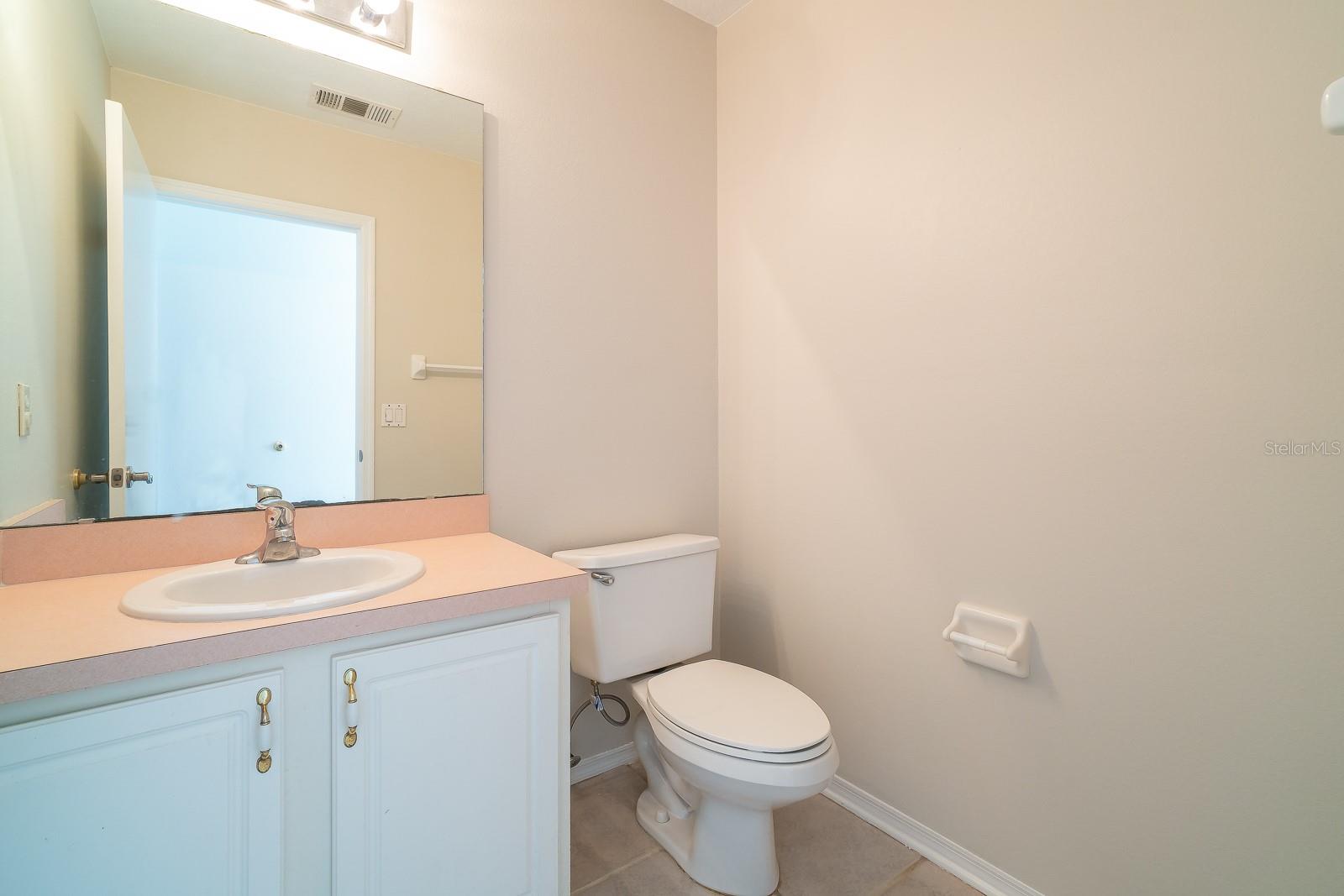 Image 17 of 19 For 535 Tree Shore Drive