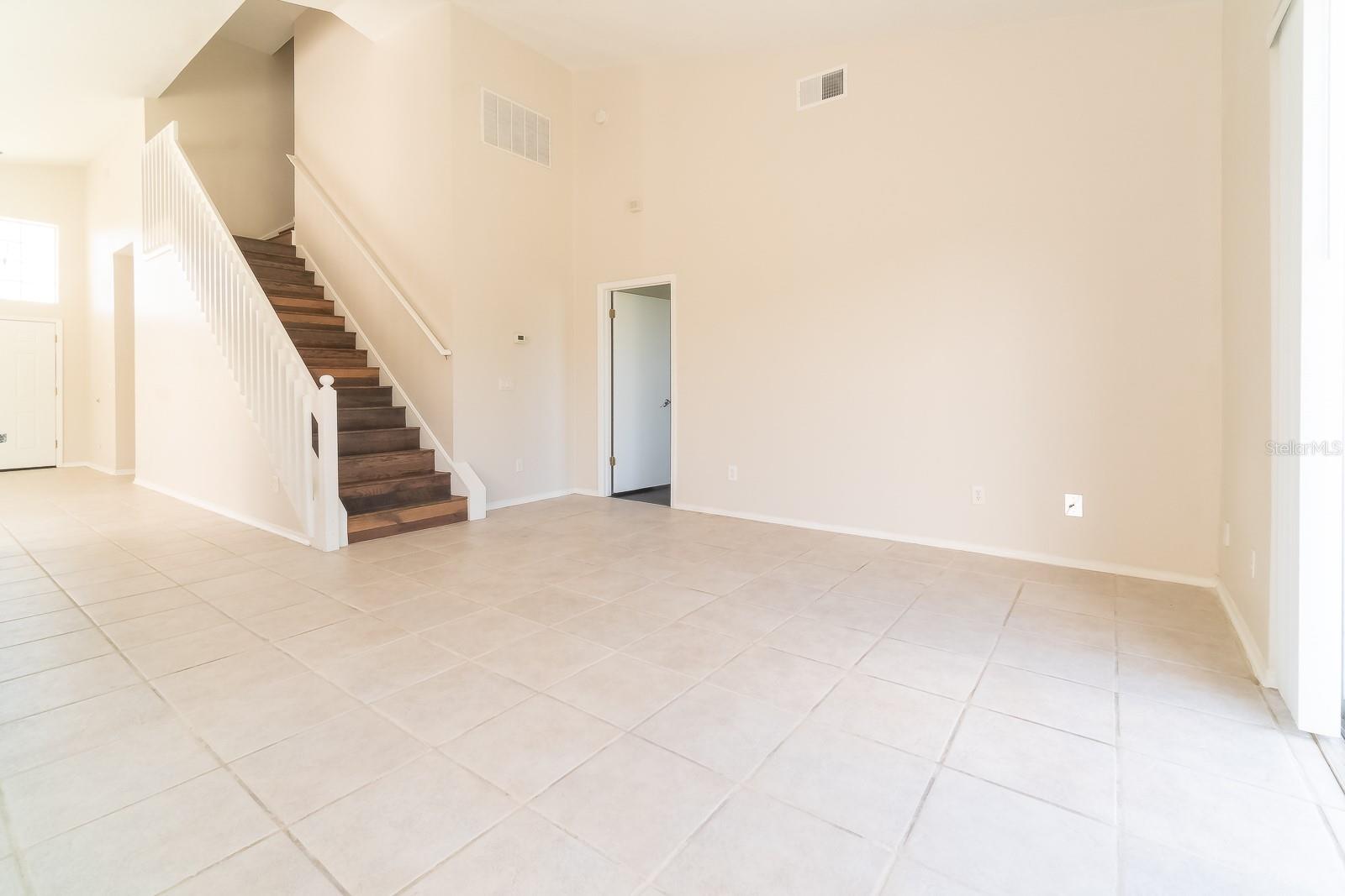 Image 5 of 19 For 535 Tree Shore Drive