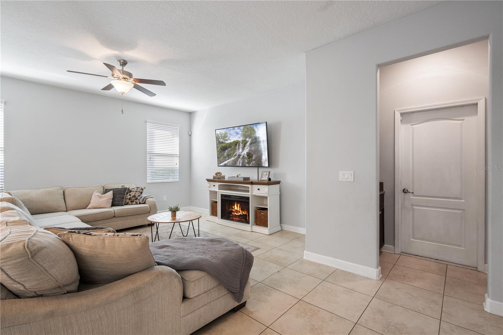 Image 10 of 33 For 5778 Laurel Cherry Avenue