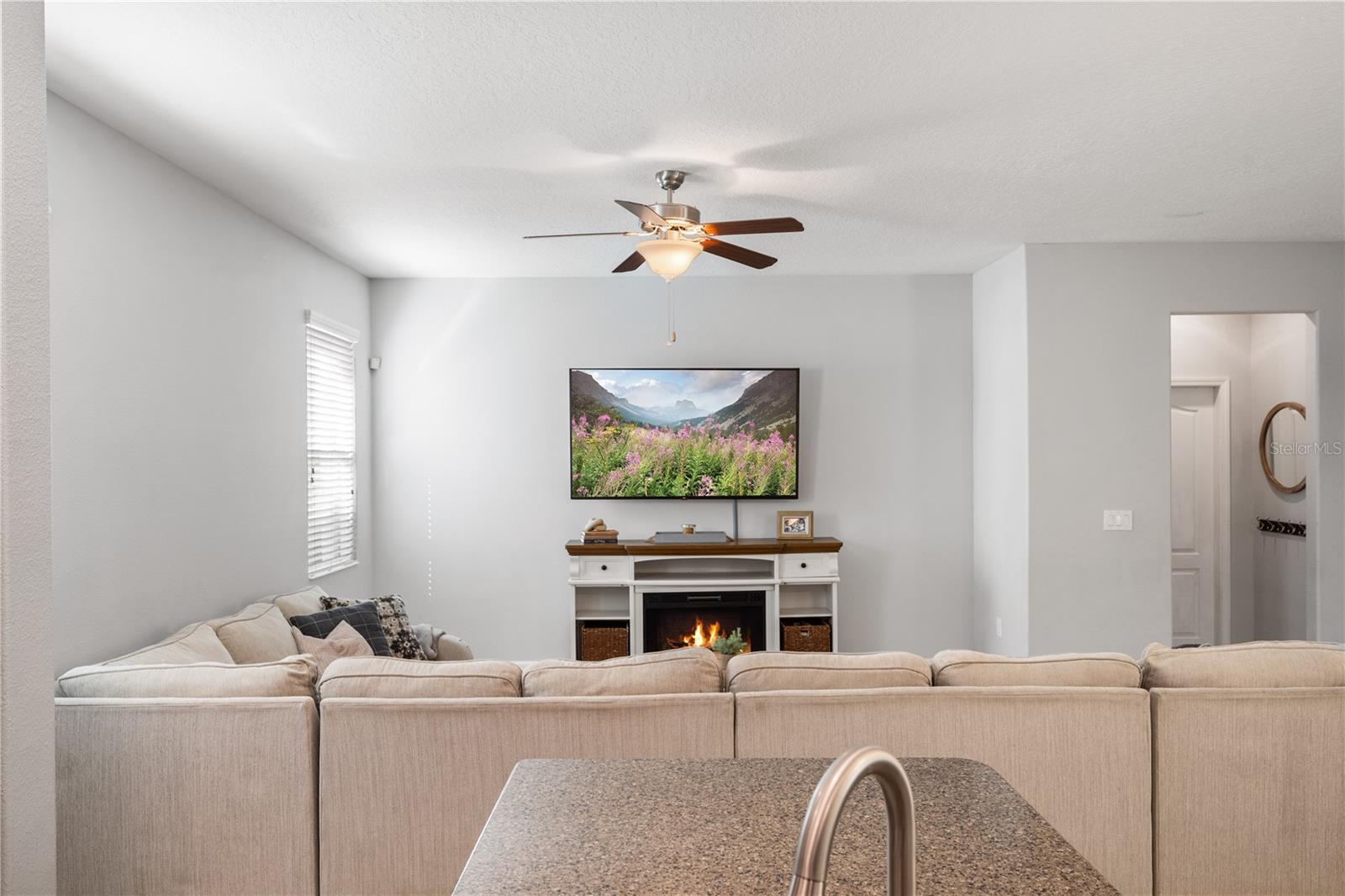 Image 11 of 33 For 5778 Laurel Cherry Avenue