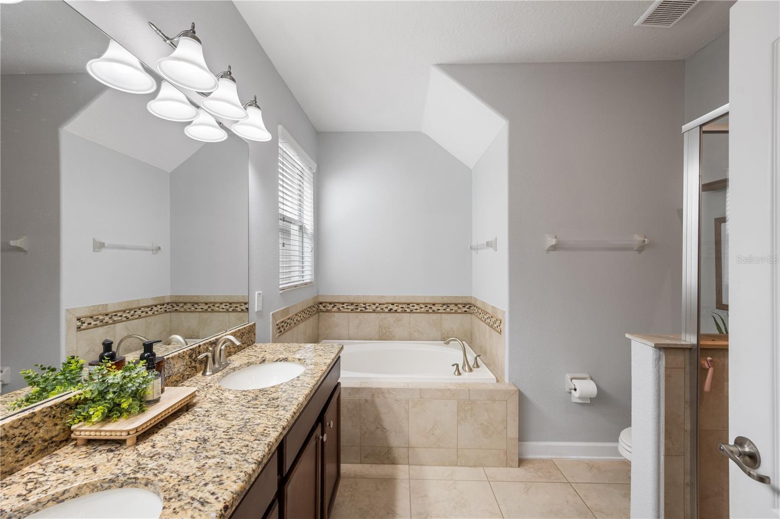 Image 15 of 33 For 5778 Laurel Cherry Avenue