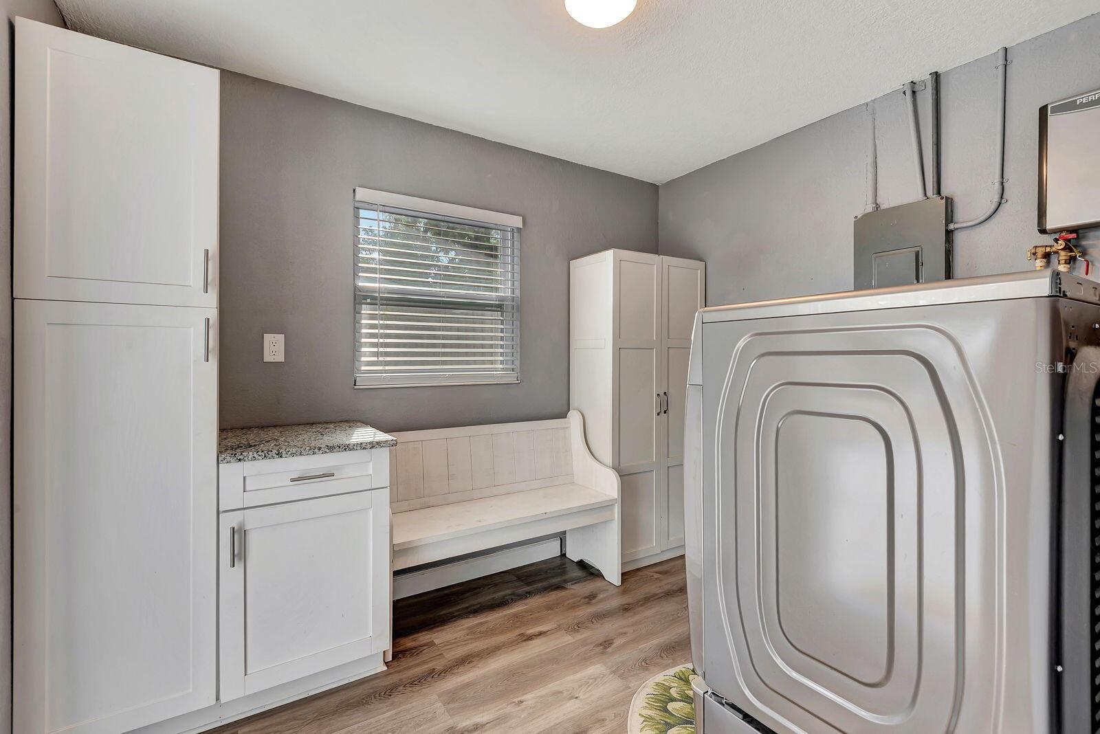 Image 19 of 47 For 2510 51st Avenue Terrace W