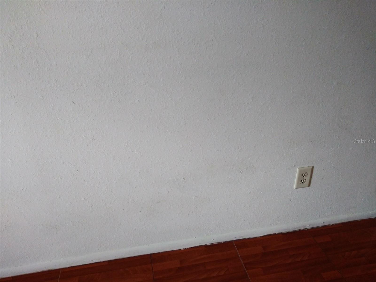 Image 8 of 12 For 127 Springwood Circle H