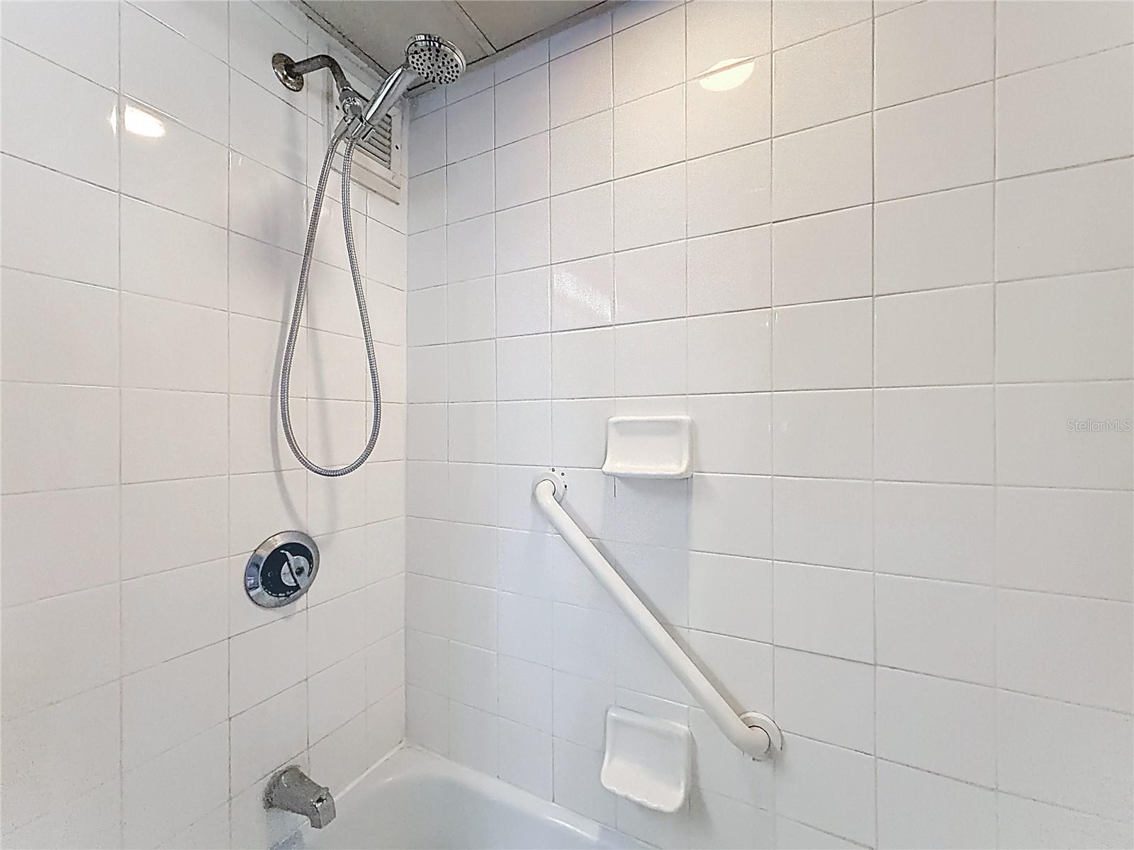 Image 25 of 51 For 151 Washington Street 611