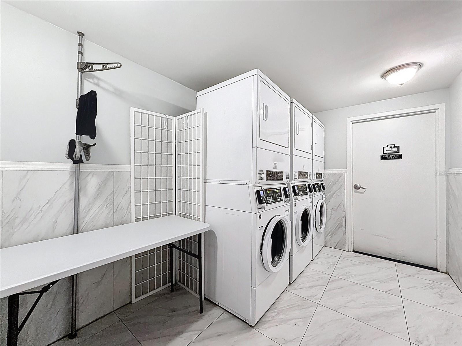 Image 35 of 51 For 151 Washington Street 611