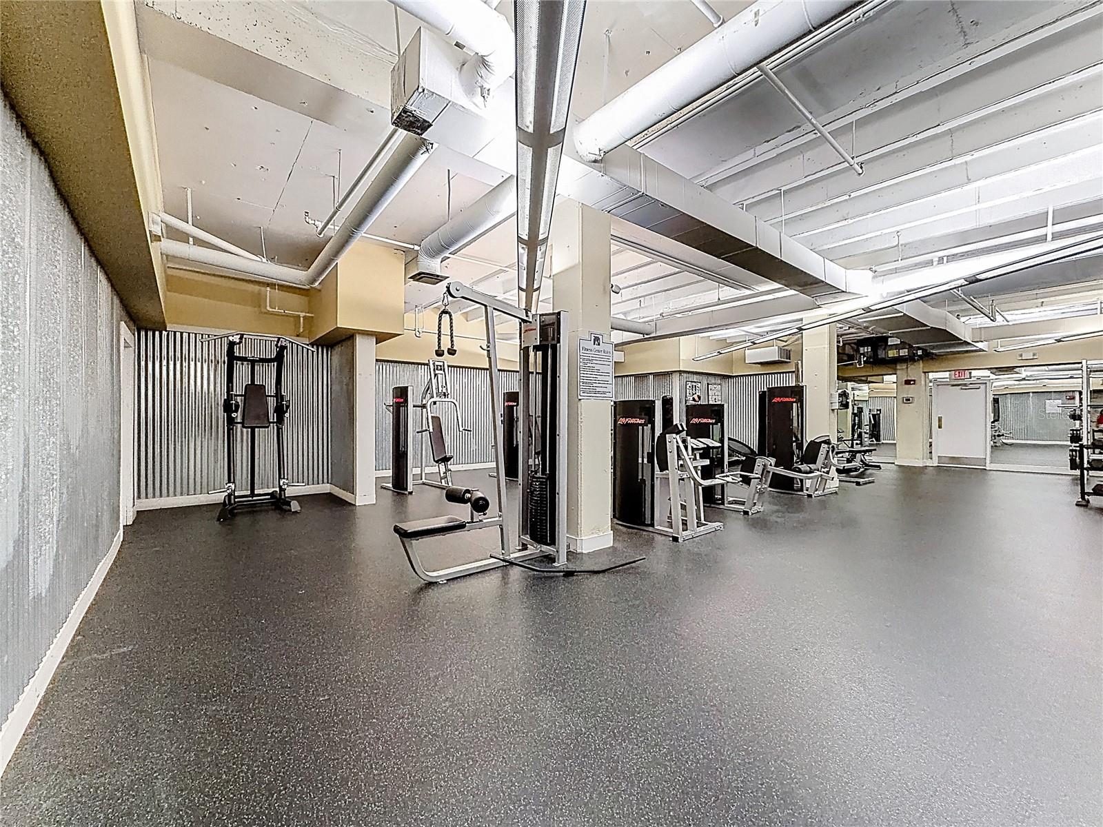 Image 37 of 51 For 151 Washington Street 611