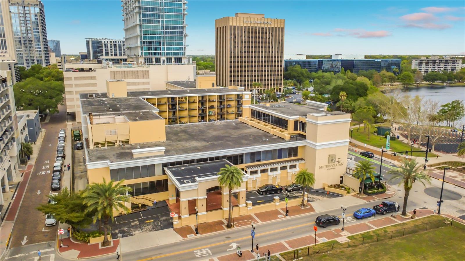 Image 4 of 51 For 151 Washington Street 611