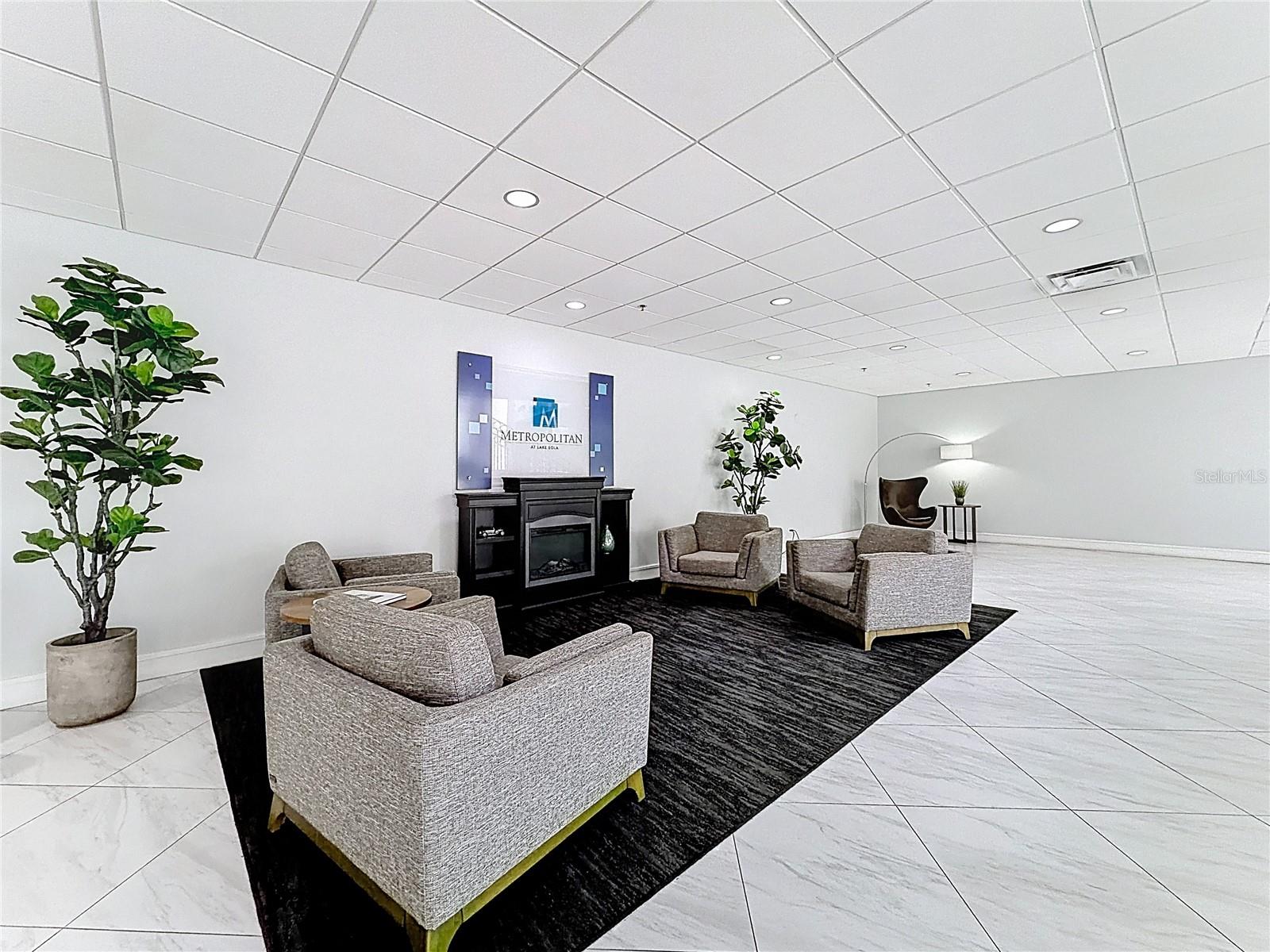 Image 40 of 51 For 151 Washington Street 611