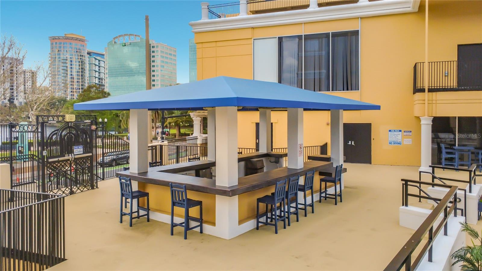 Image 43 of 51 For 151 Washington Street 611