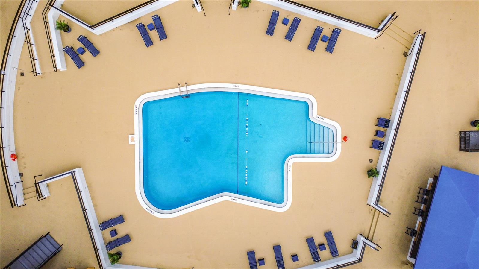 Image 47 of 51 For 151 Washington Street 611