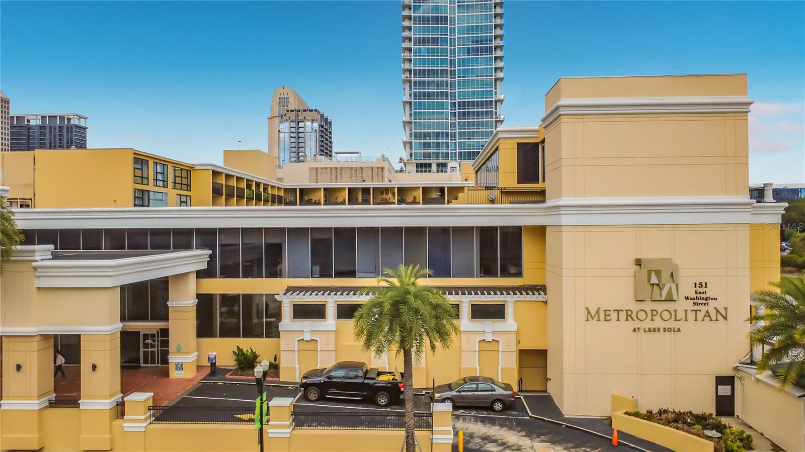 Image 6 of 51 For 151 Washington Street 611