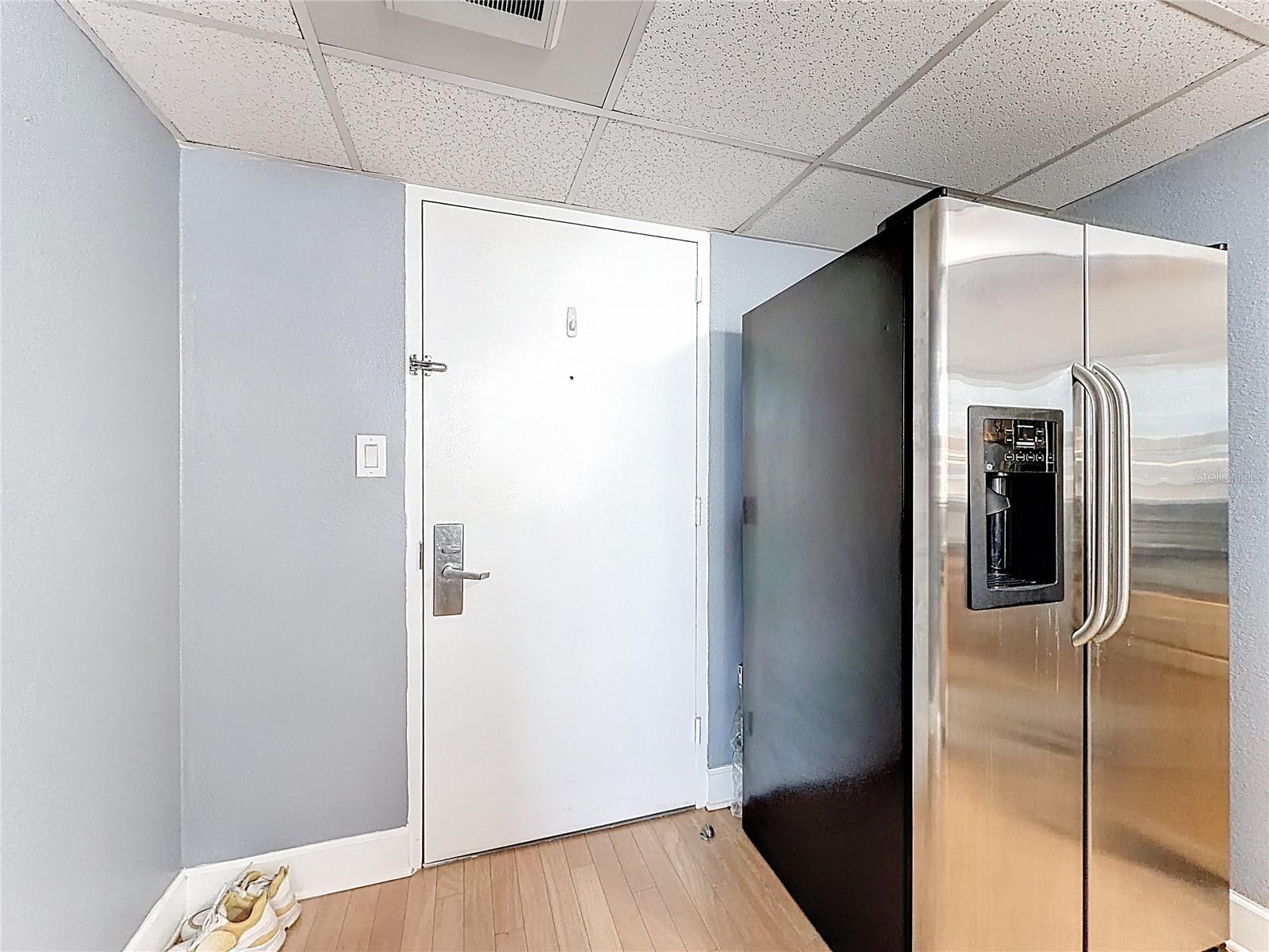 Image 8 of 51 For 151 Washington Street 611