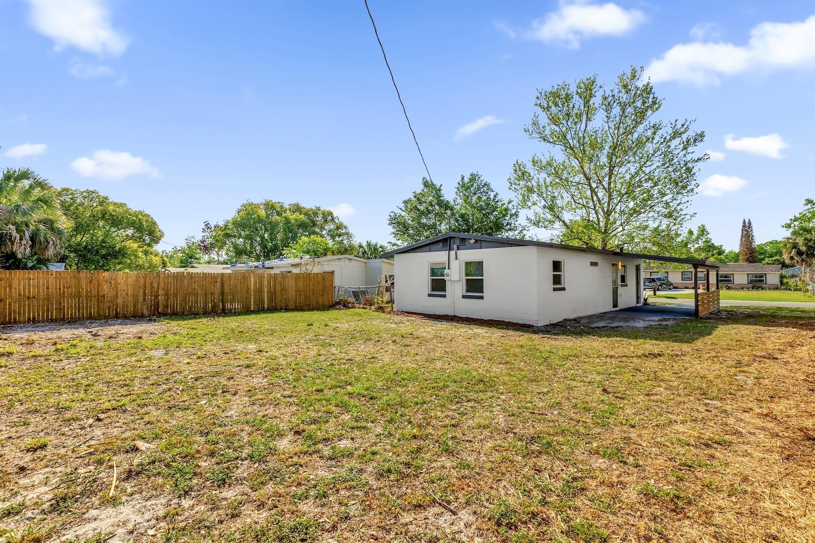 Image 16 of 18 For 206 Woodmere Boulevard